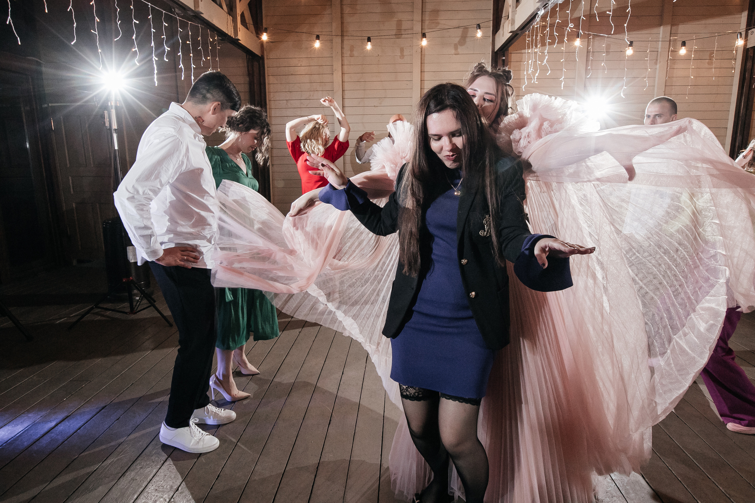 Свадебная фотосессия в усадьбе Суханово. Свадебный фотограф в Москве Элина Ларченкова. Фото, которые цепляют