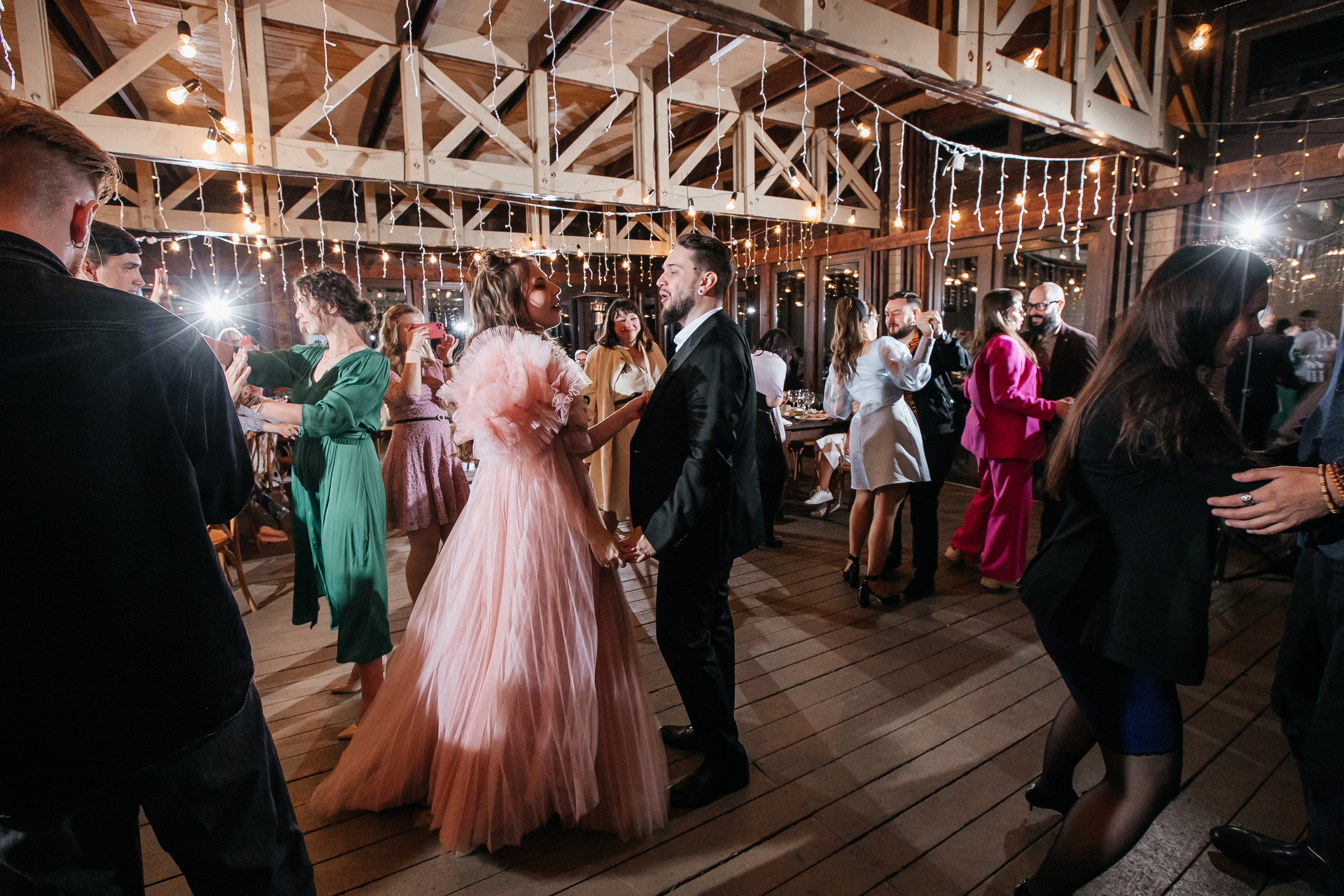 Свадебная фотосессия в усадьбе Суханово. Свадебный фотограф в Москве Элина Ларченкова. Фото, которые цепляют