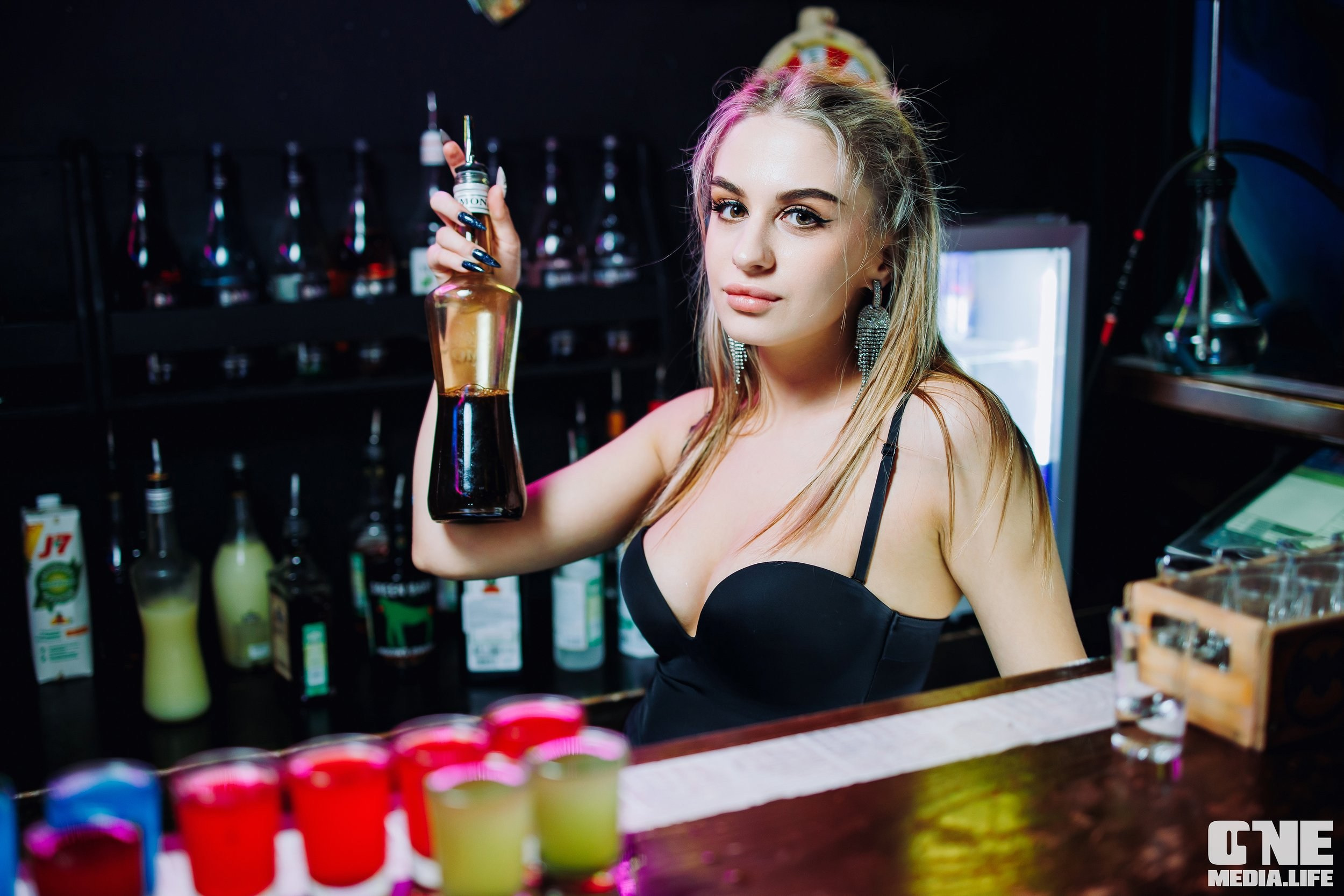 Фоторепортаж из бара XxxX. One Media Life: фоторепортажи, фотоотчеты с мероприятий и заведений