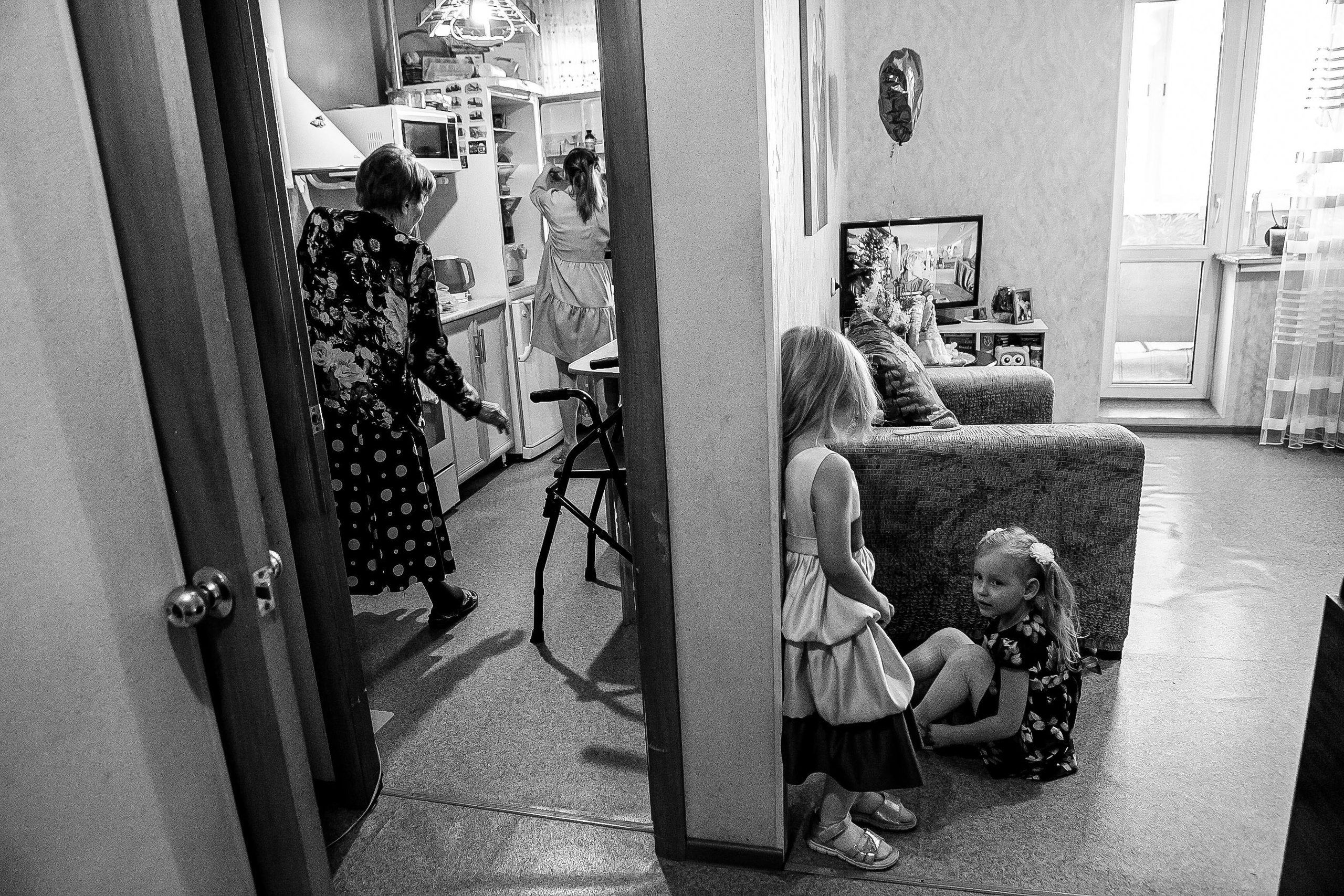 Семья ДОМА И НА ПРОГУЛКЕ. Фотограф Евгения Лондкевич