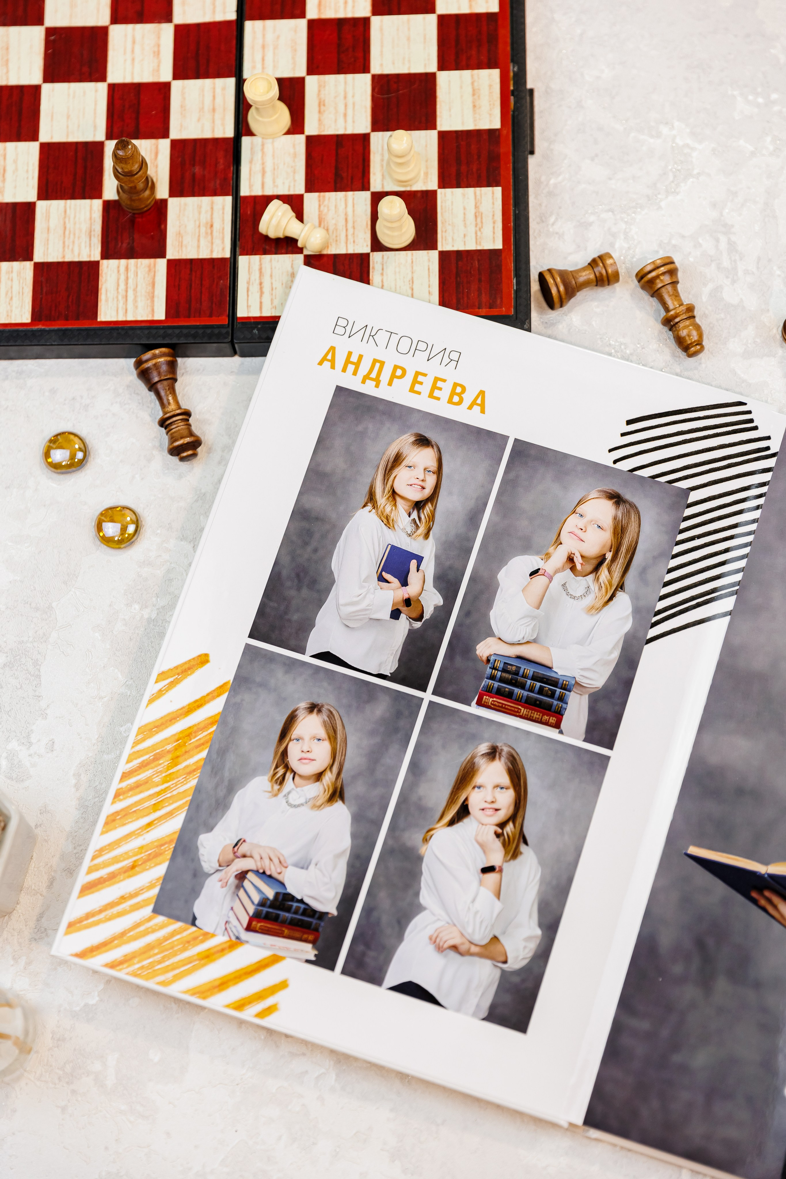 Выпускные альбомы 4 класс. Семейный и детский фотограф Комина Елена, Власиха, Одинцово