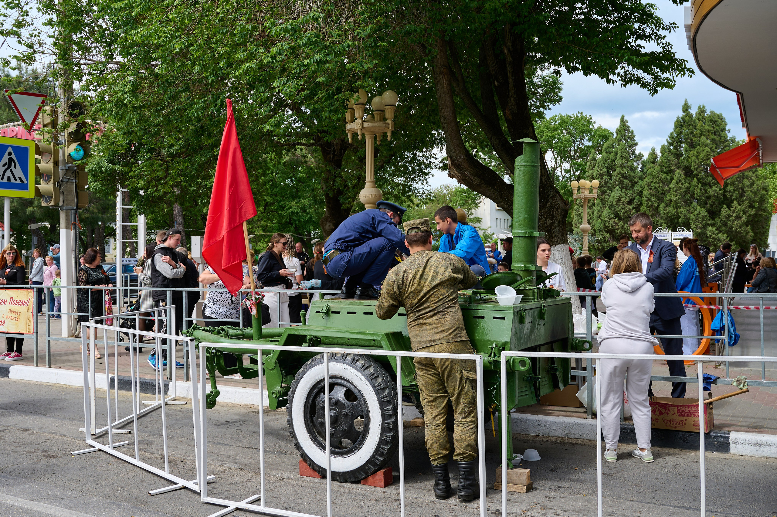 Митинг 9 мая. Жизнь курорта Кабардинка в фотографиях