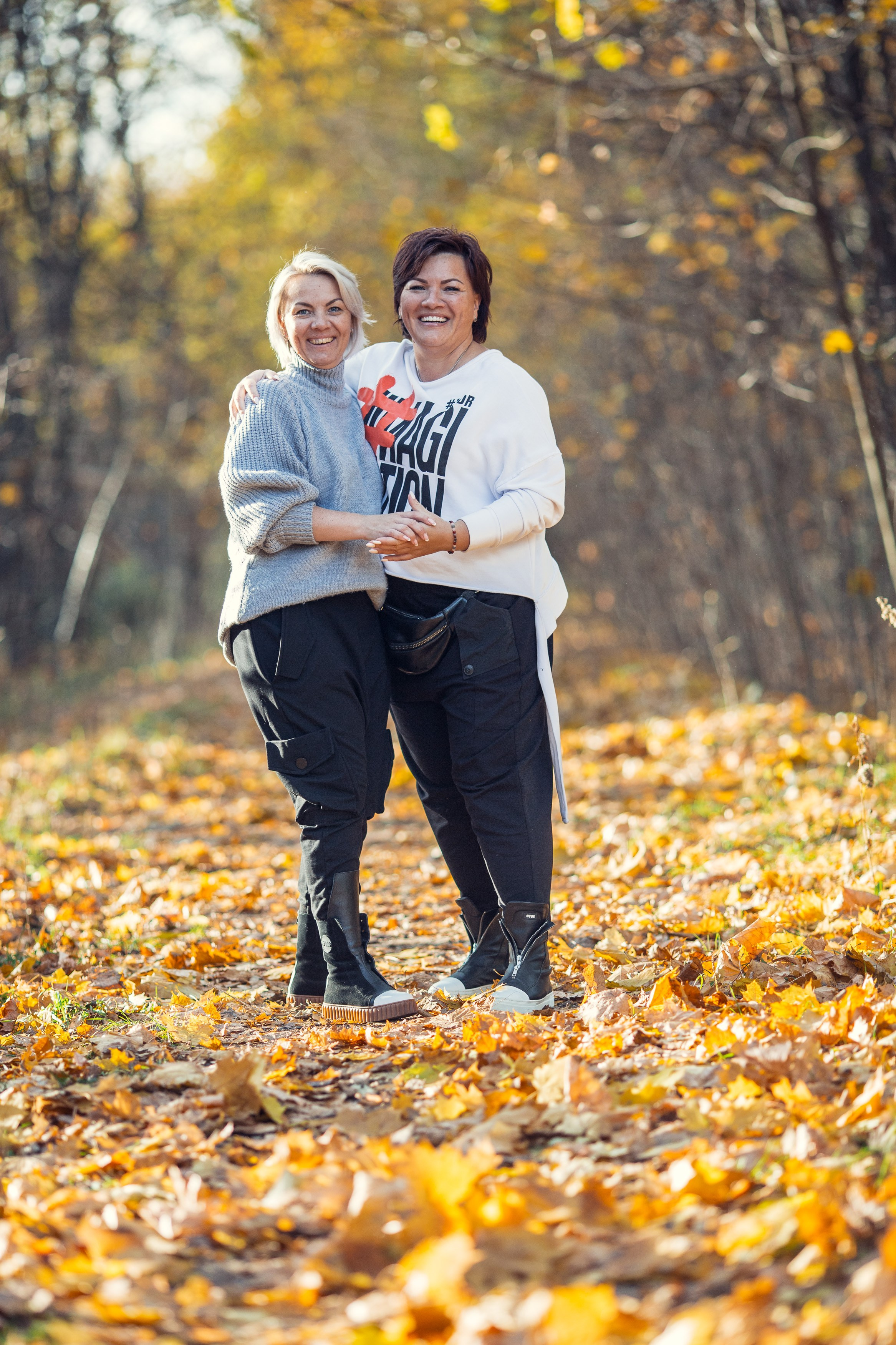 Фотопрогулка семьи в осеннем лесу. Фотограф — Евгений Свистков