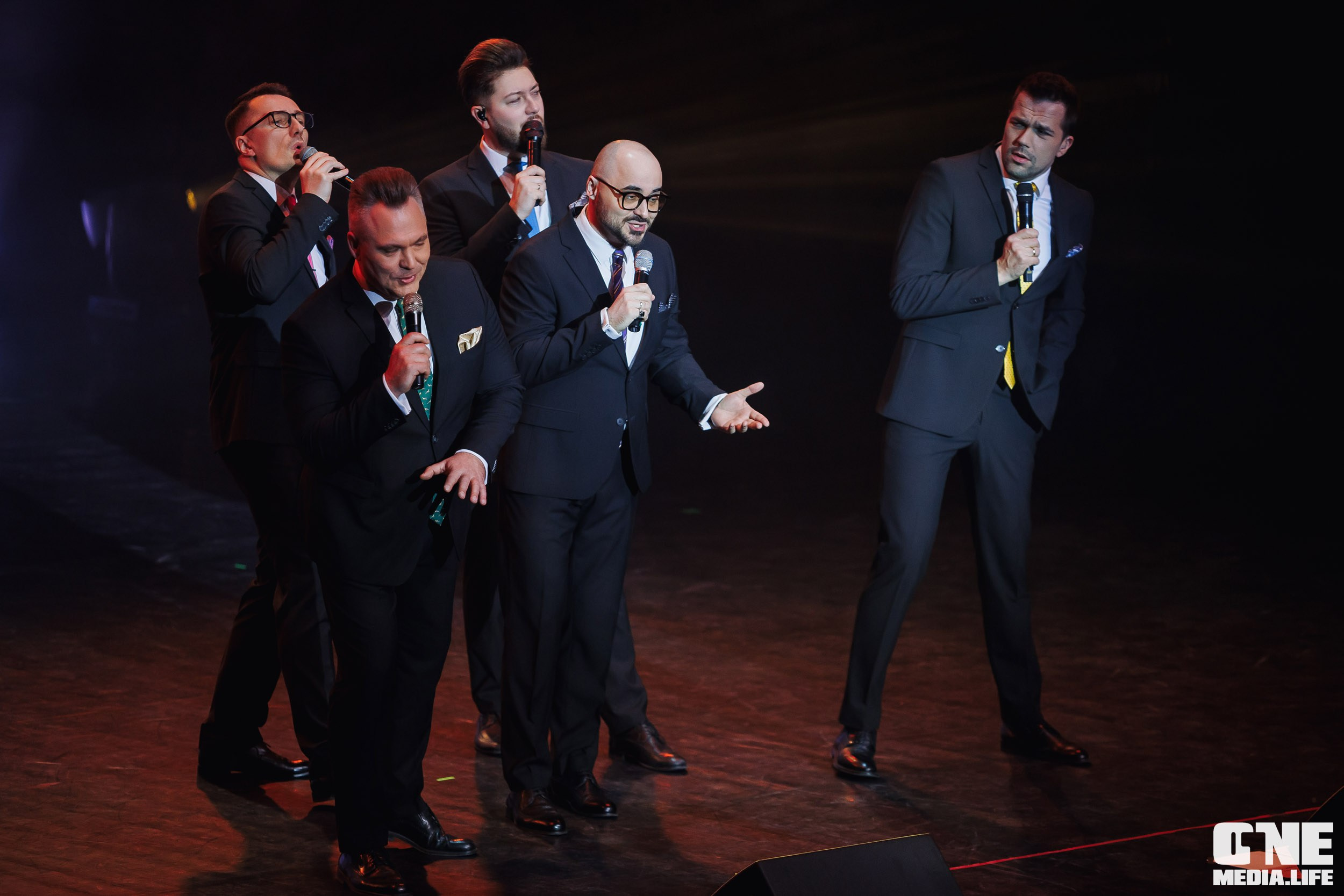 Фоторепортаж из Янтарь Холла. One Media Life: фоторепортажи, фотоотчеты с мероприятий и заведений