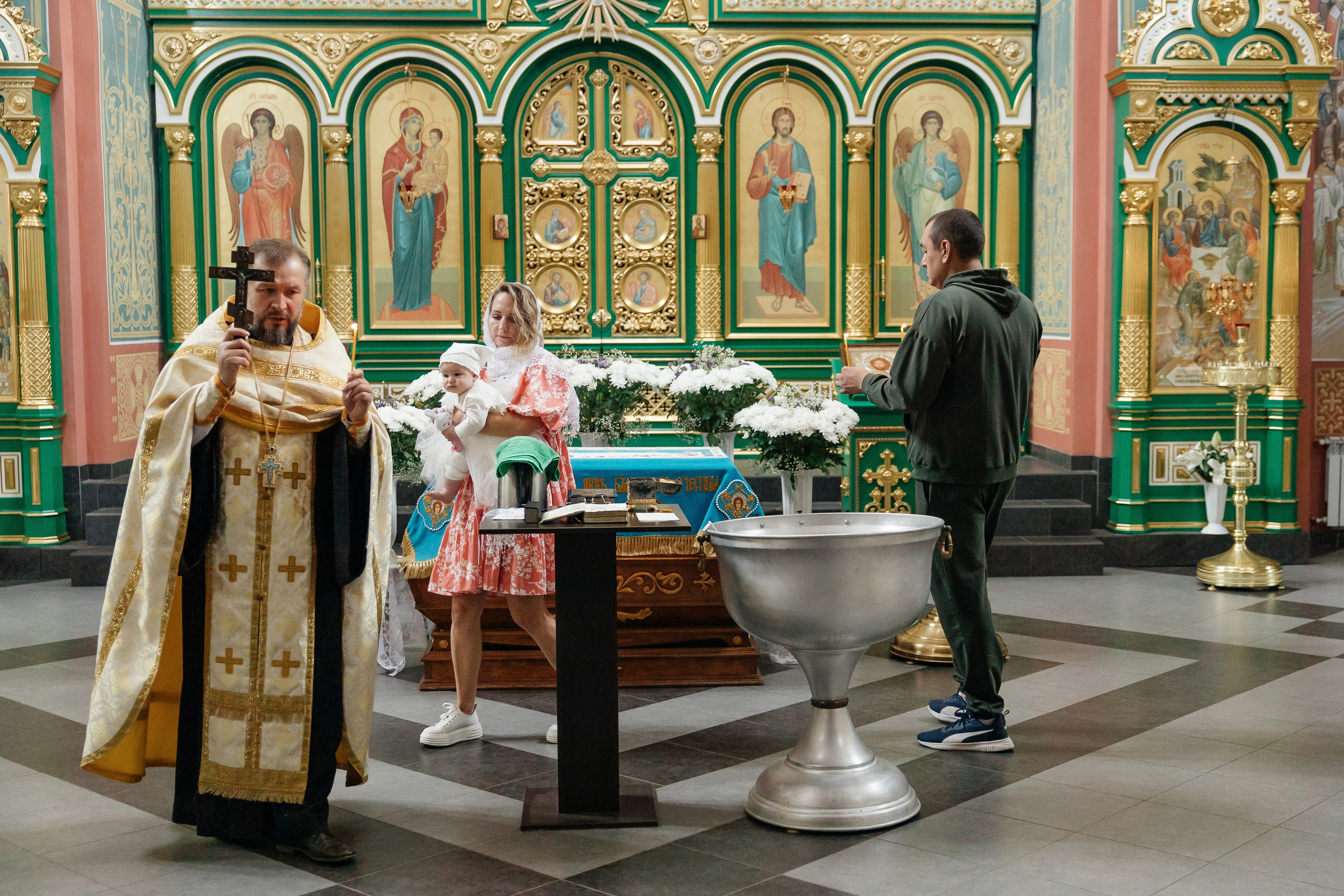 Фотограф на крещение в Самаре Тольятти Новокуйбышевске