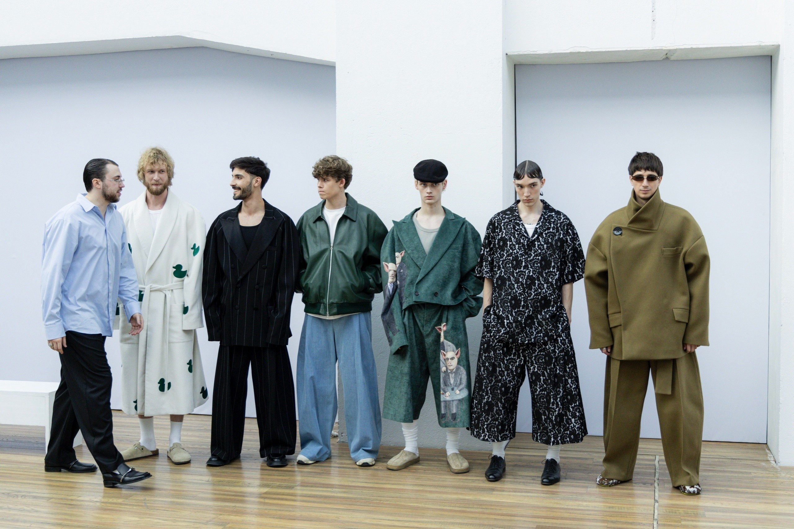 ДЛТ Собака.ru показ победителей конкурса «Новые имена в моде 2025». FOTOFAQ SKOOL г. Санкт-Петербург: очные, дистанционные и онлайн курсы фотографии