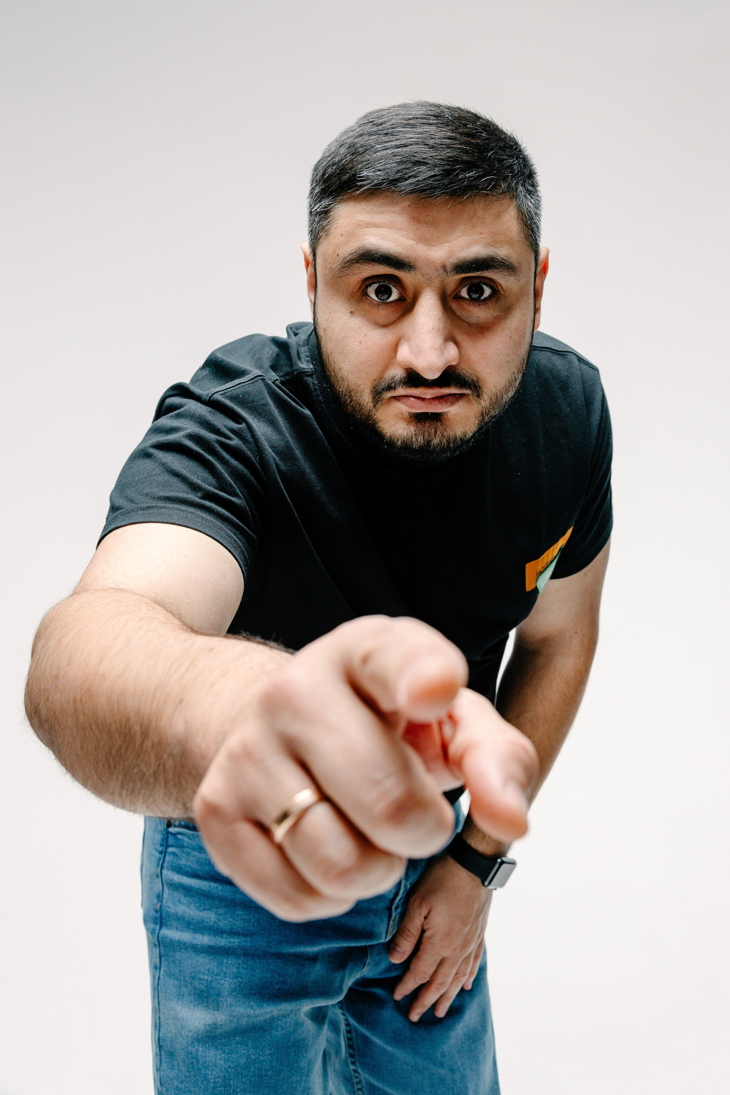 Фотосессия в студии Maison для StandUp комиков в Сочи. Репортажный фотограф в Москве, Сочи и Санкт-Петербурге