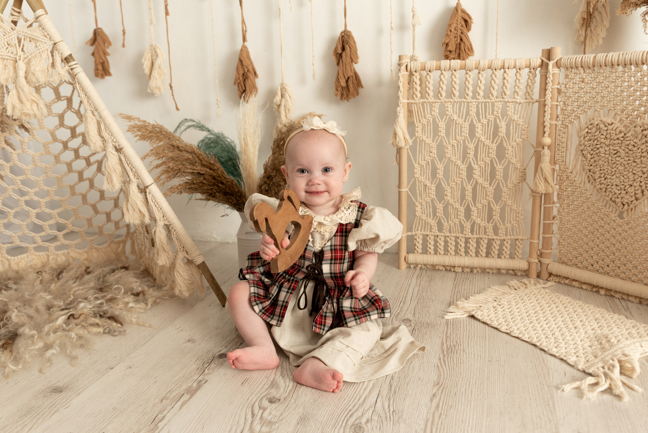 Двойняшки Варвара и Мелисса, проект «БОХО». Фотограф новорожденных в Нижневартовске Лара Курдюкова