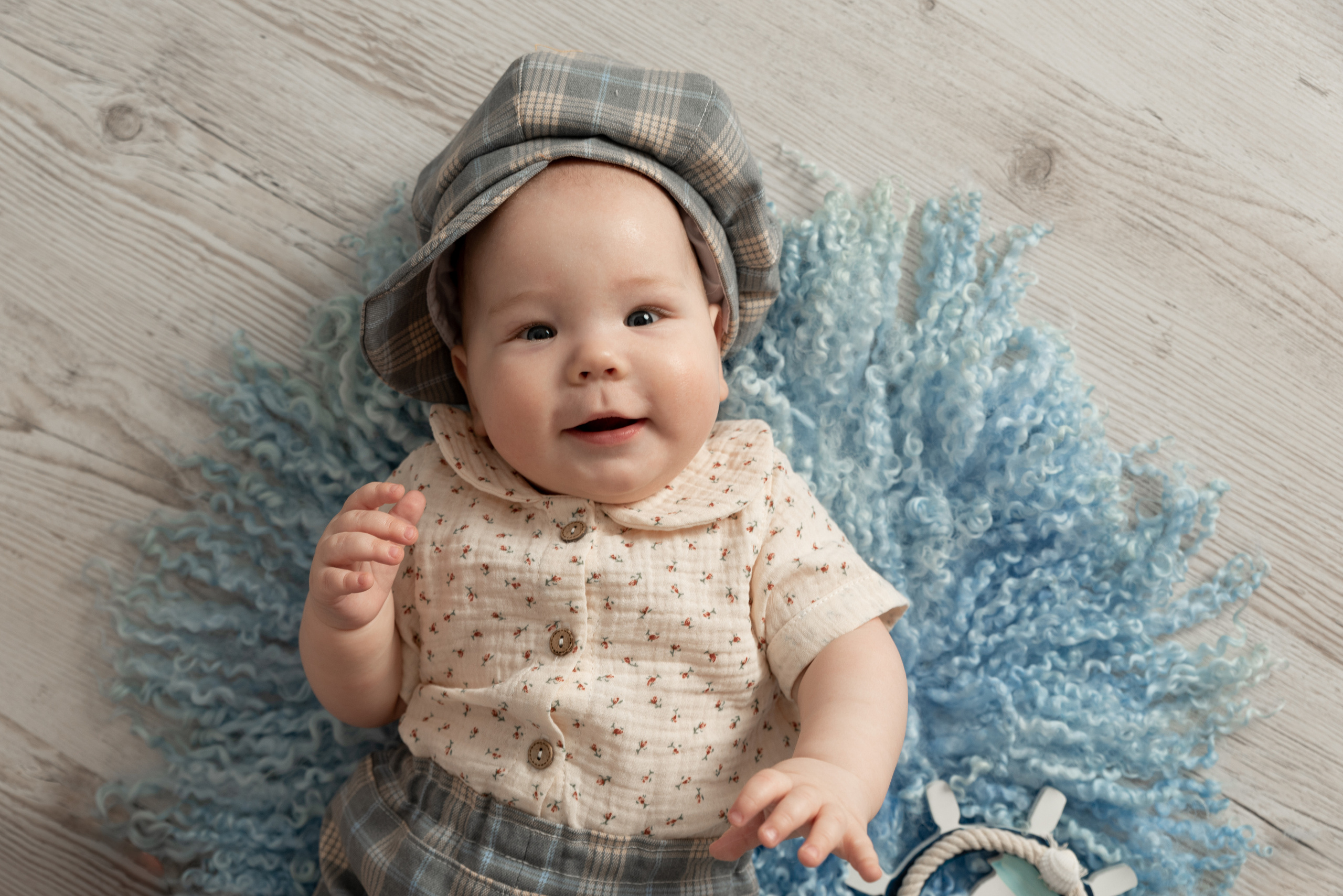 Вторая встреча с малышем Максимкой в его почти 7 месяцев. Фотограф новорожденных в Нижневартовске Лара Курдюкова