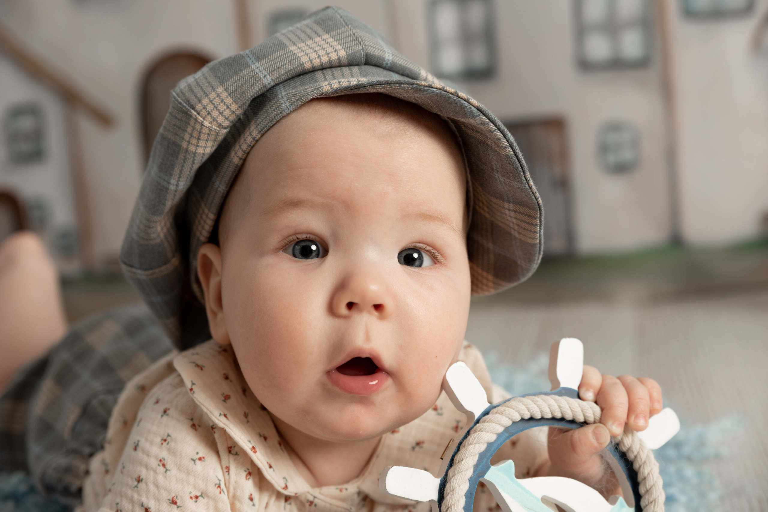 Вторая встреча с малышем Максимкой в его почти 7 месяцев. Фотограф новорожденных в Нижневартовске Лара Курдюкова