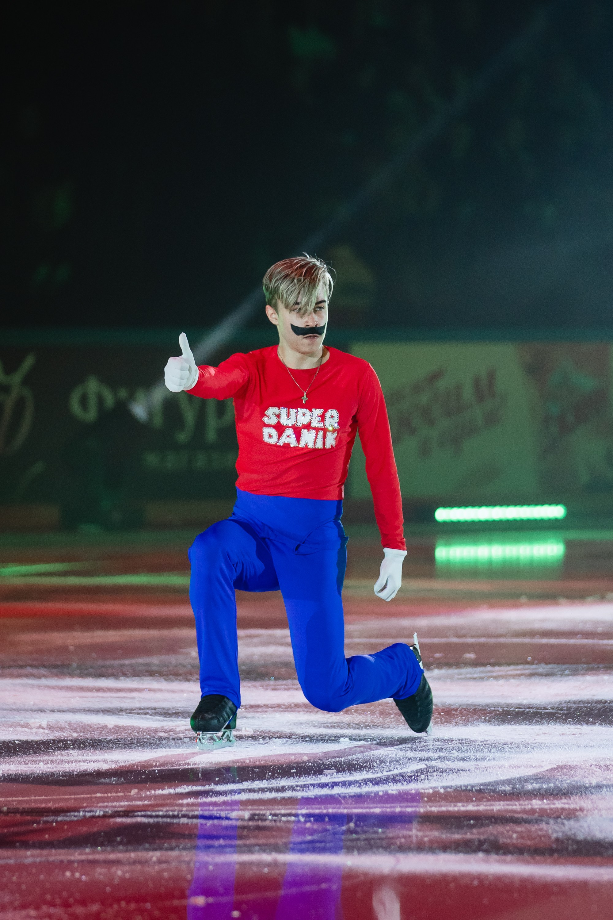 Шоу «Чемпионы на льду» в Новосибирске. Воробьева Ксения — Спортивный и танцевальный фотограф Новосибирск