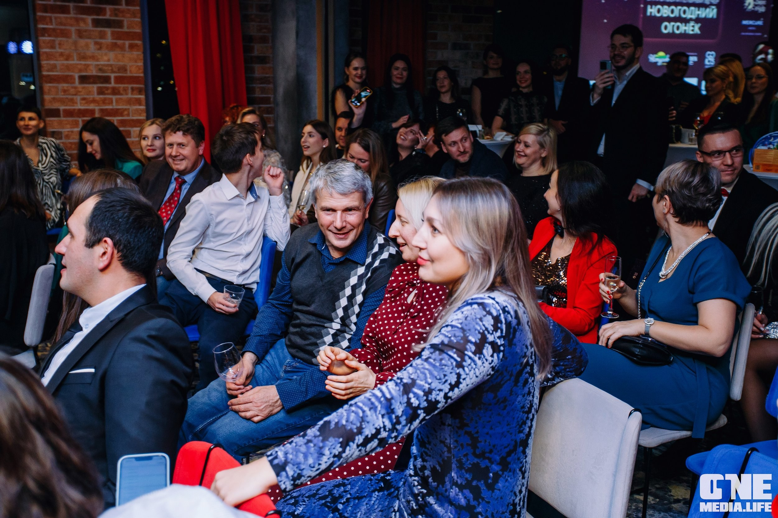 Новогодний Огонёк от Верю в Чудо. One Media Life: фоторепортажи, фотоотчеты с мероприятий и заведений