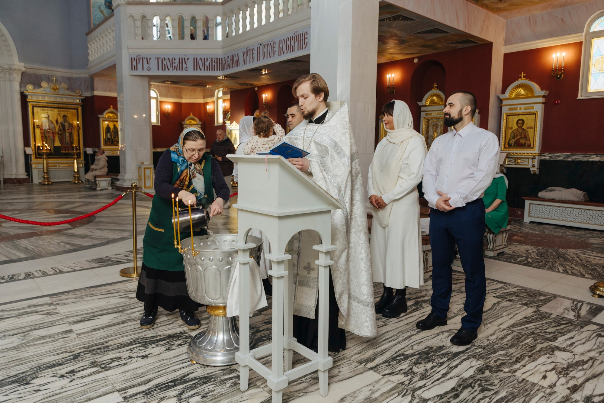где креститься в спб север города, приморский район, сколько стоит крещение питер, лучшие храмы для крестин крещения, как заказать крещение, где креститься взрослому, душевный батюшка,
