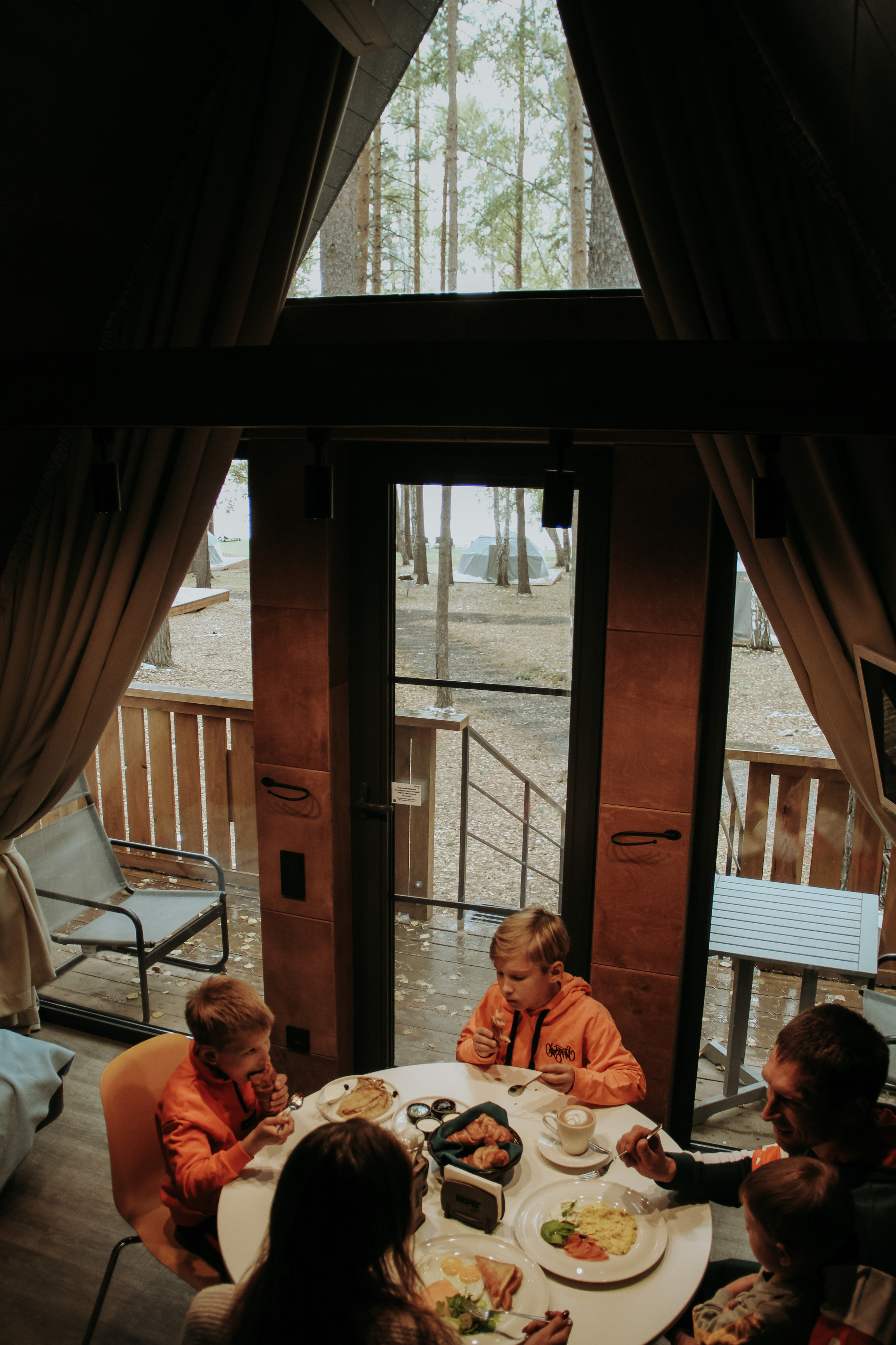 Фотоконтент для продвижения бизнеса в интернете. Студия контента «СВОЕ МЕСТО»