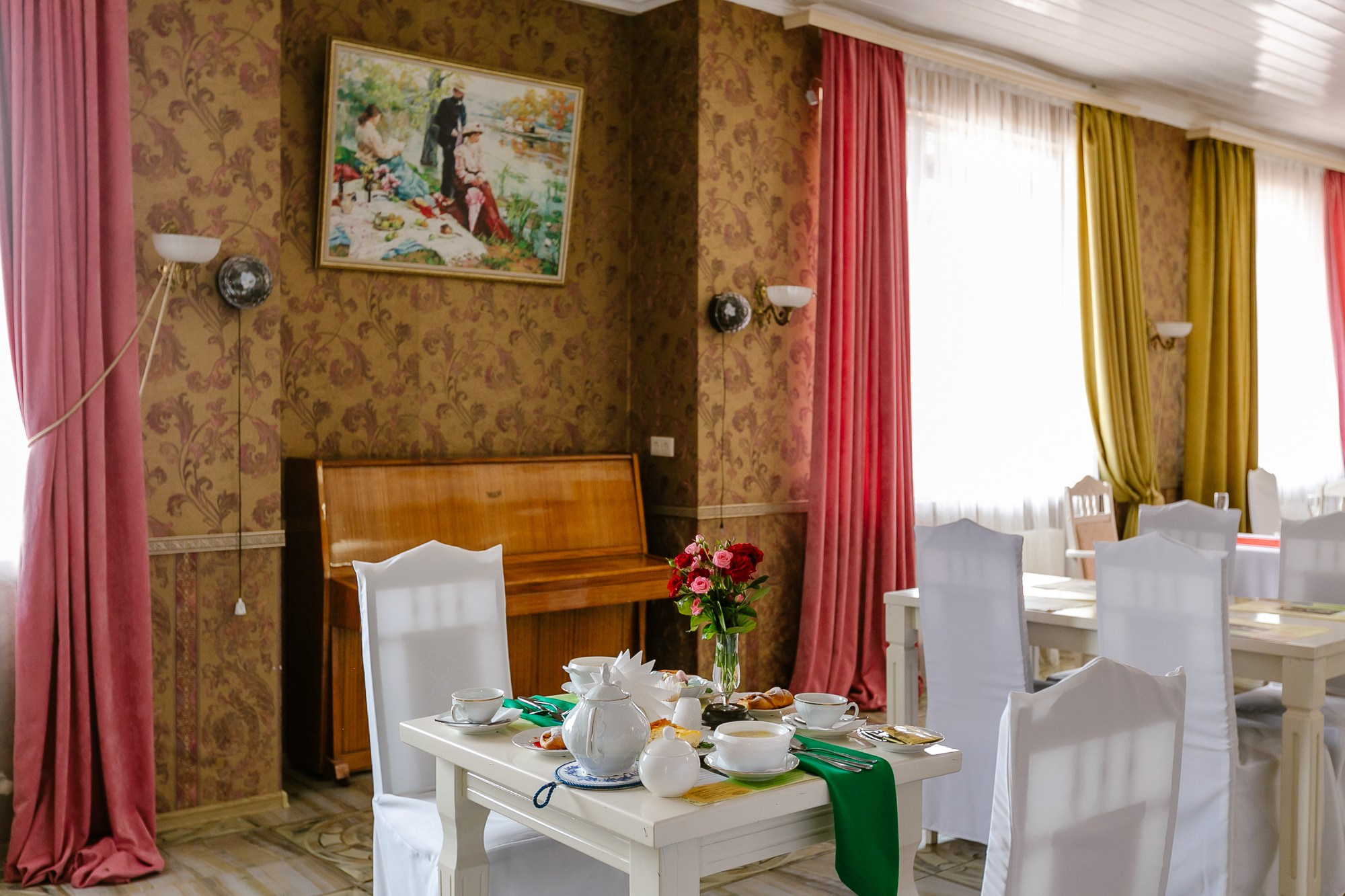 Ресторан "Хозяин - Барин". Завтраки, обеды и ужины,банкеты