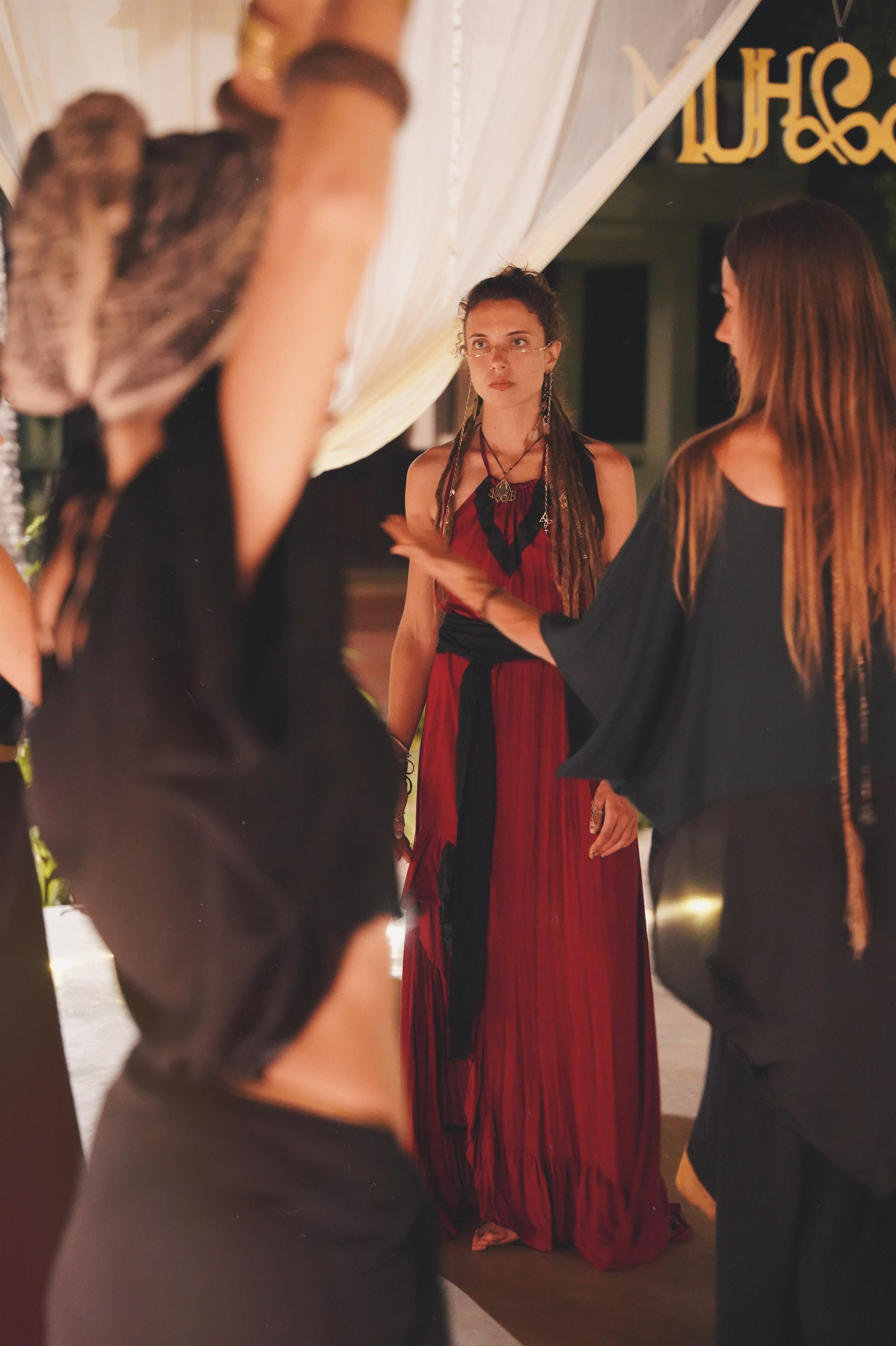 Carina Clavijo Dance. Cari Clavijo | dancer | artist