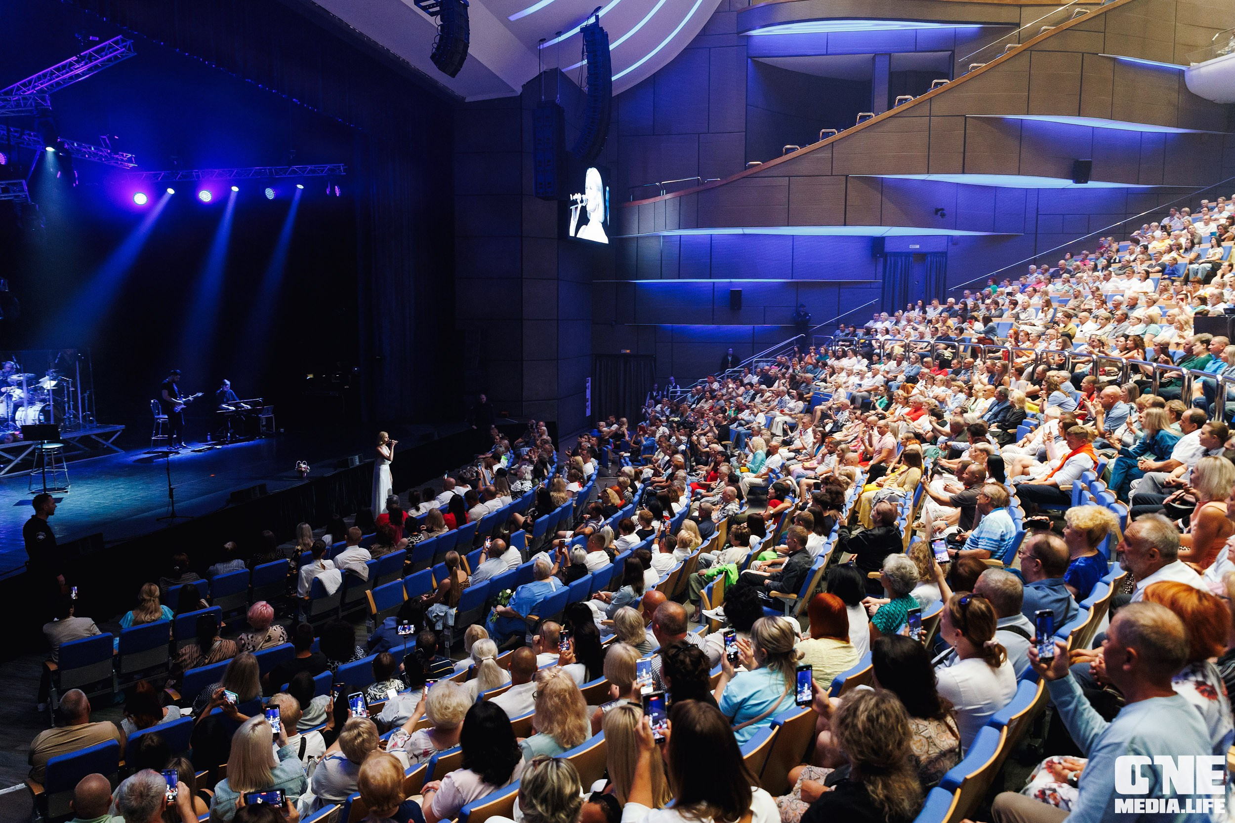 Концерт в Янтарь Холле: Ирина Круг. One Media Life: фоторепортажи, фотоотчеты с мероприятий и заведений