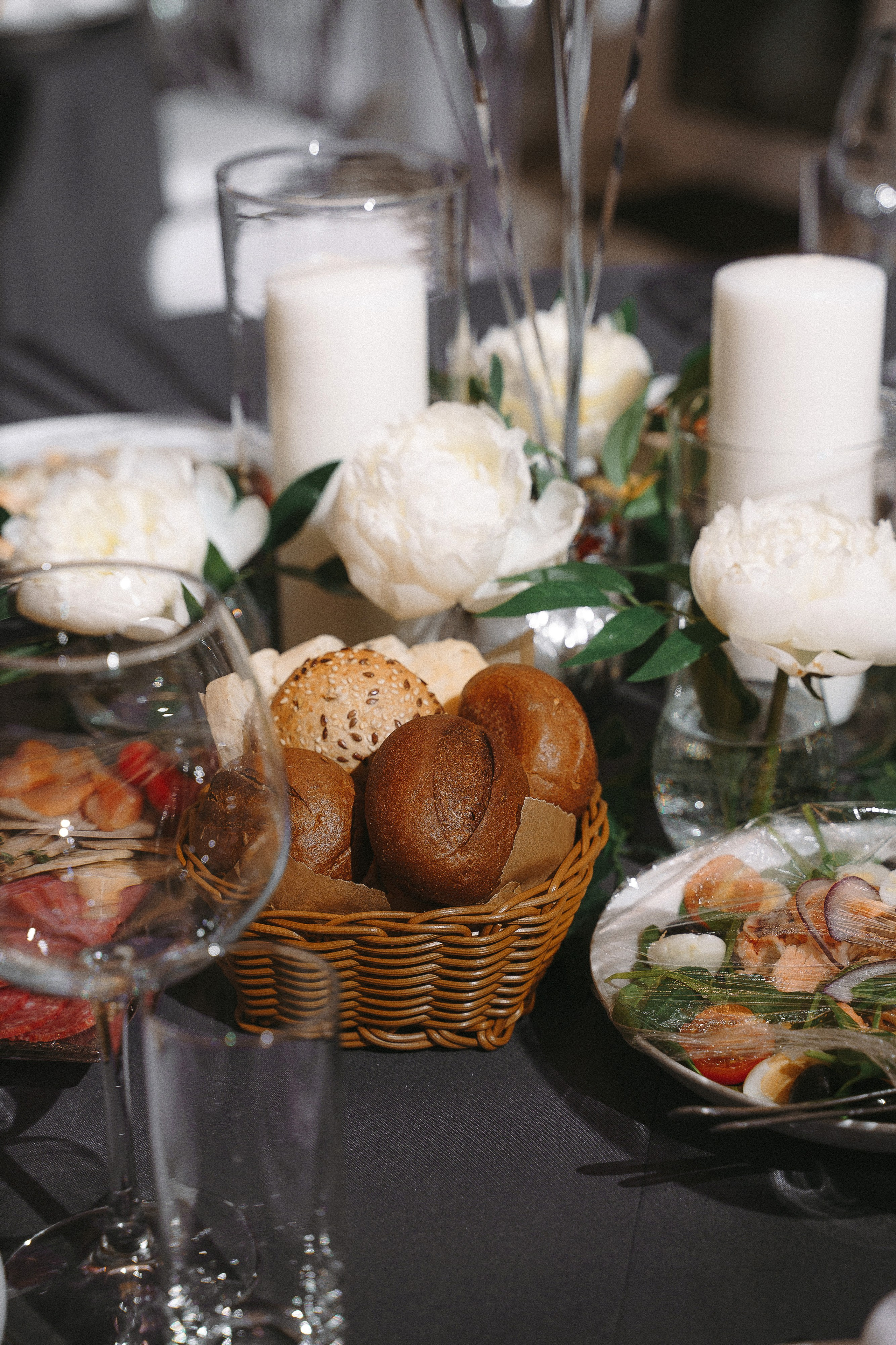 Свадебная фотосессия в Barvikha Hotel & SPA 5*. Свадебный фотограф в Барвихе в ЗАГС