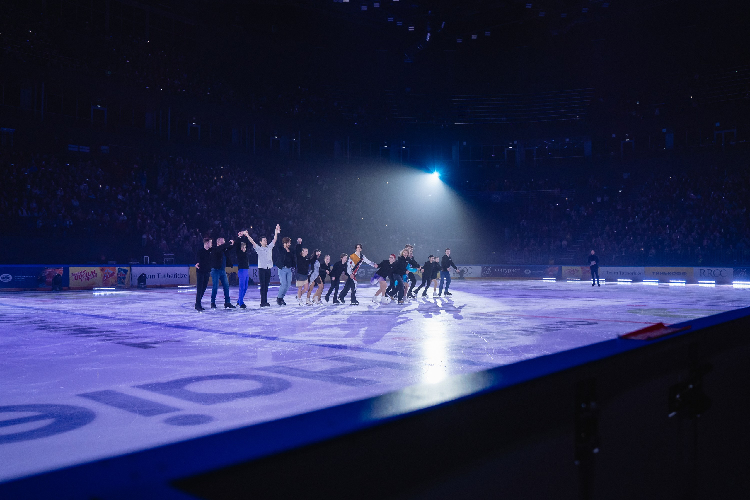 Шоу «Чемпионы на льду» в Новосибирске. Воробьева Ксения — Спортивный и танцевальный фотограф Новосибирск