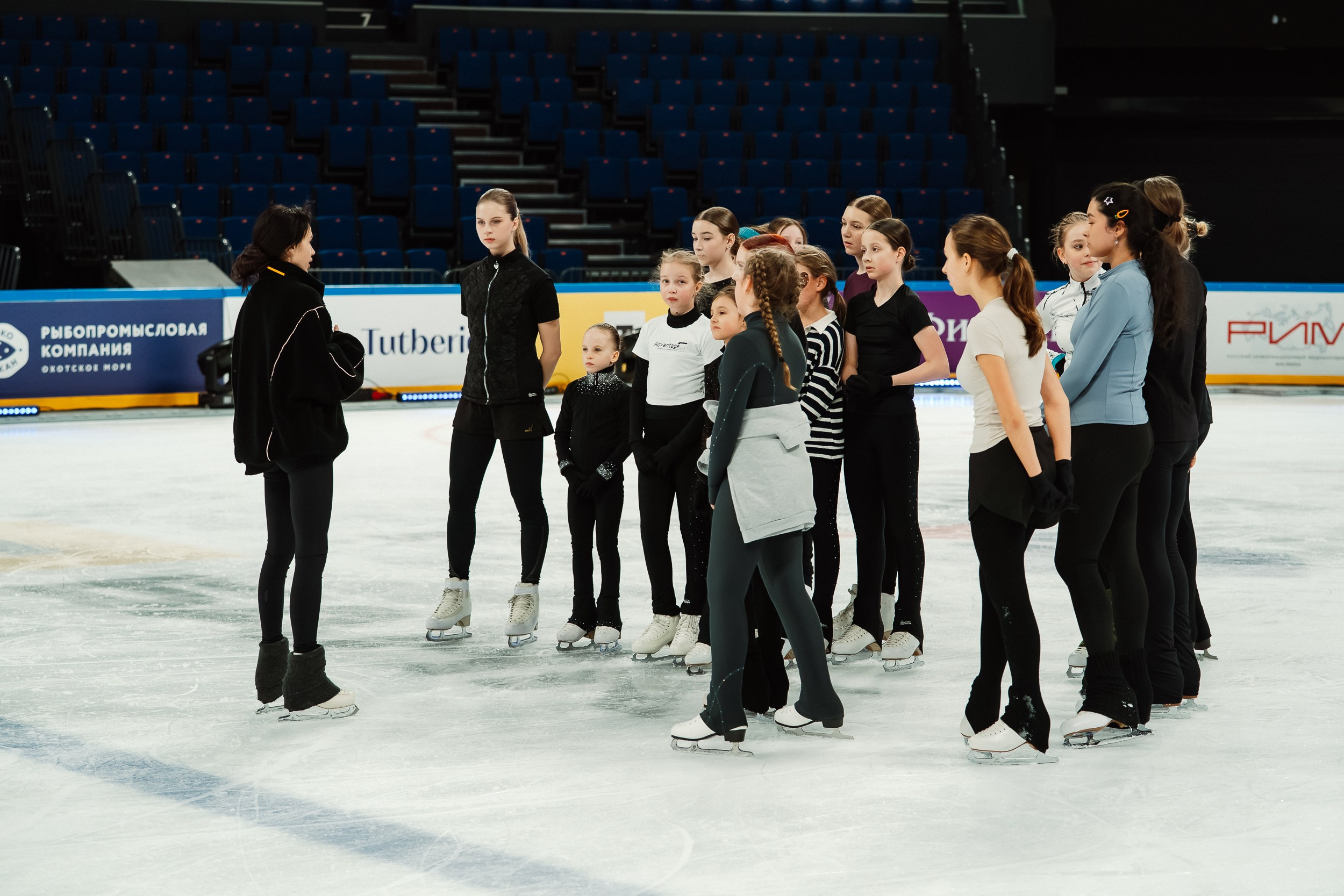 Мастер-класс Алины Загитовой в Новосибирске (11-00). Воробьева Ксения — Спортивный и танцевальный фотограф Новосибирск