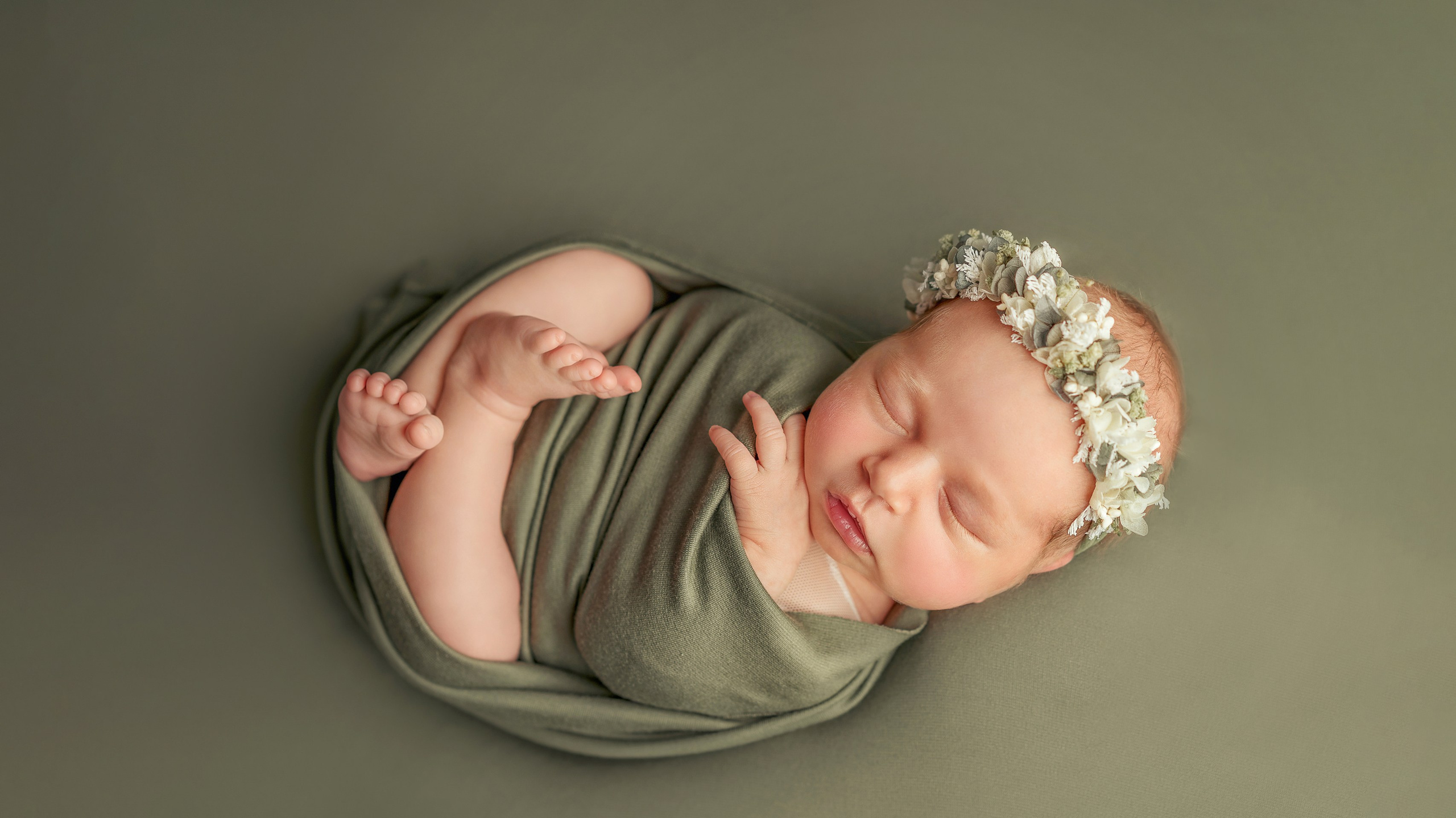 Фотограф новорожденных в Ялте