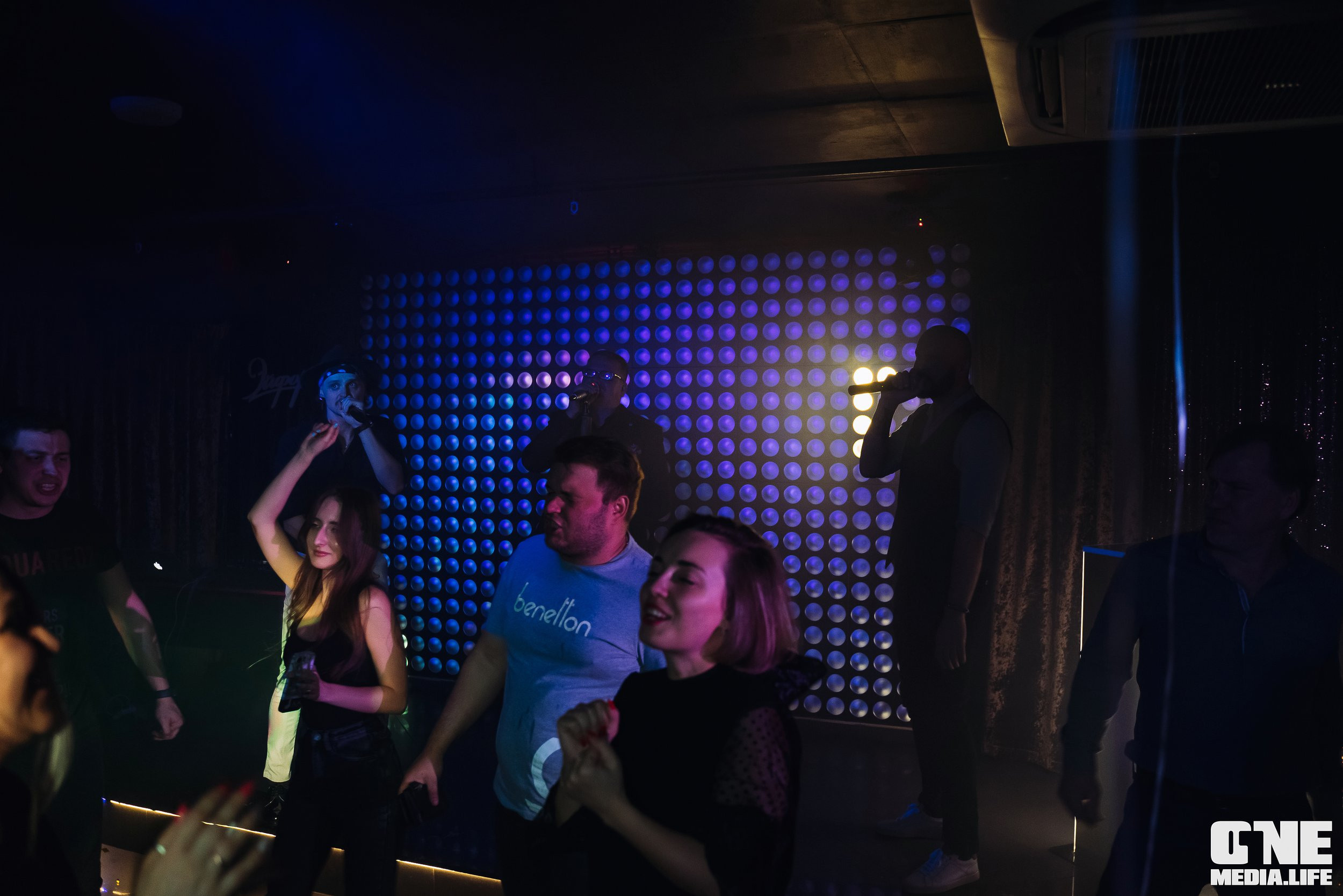 Фоторепортаж из караоке-клуба Эйфория. One Media Life: фоторепортажи, фотоотчеты с мероприятий и заведений