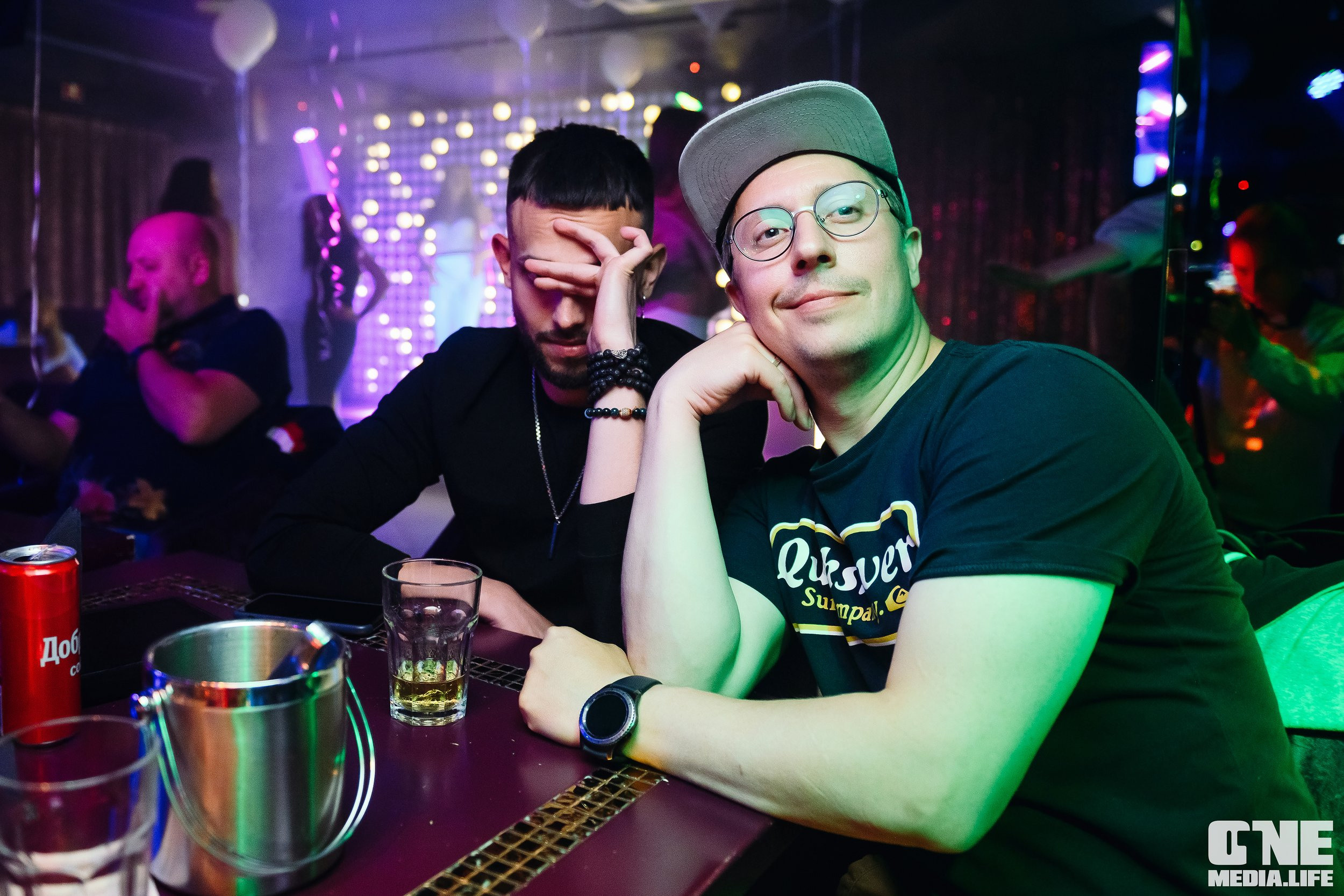 Фотоотчет из караоке-клуба Эйфория. One Media Life: фоторепортажи, фотоотчеты с мероприятий и заведений