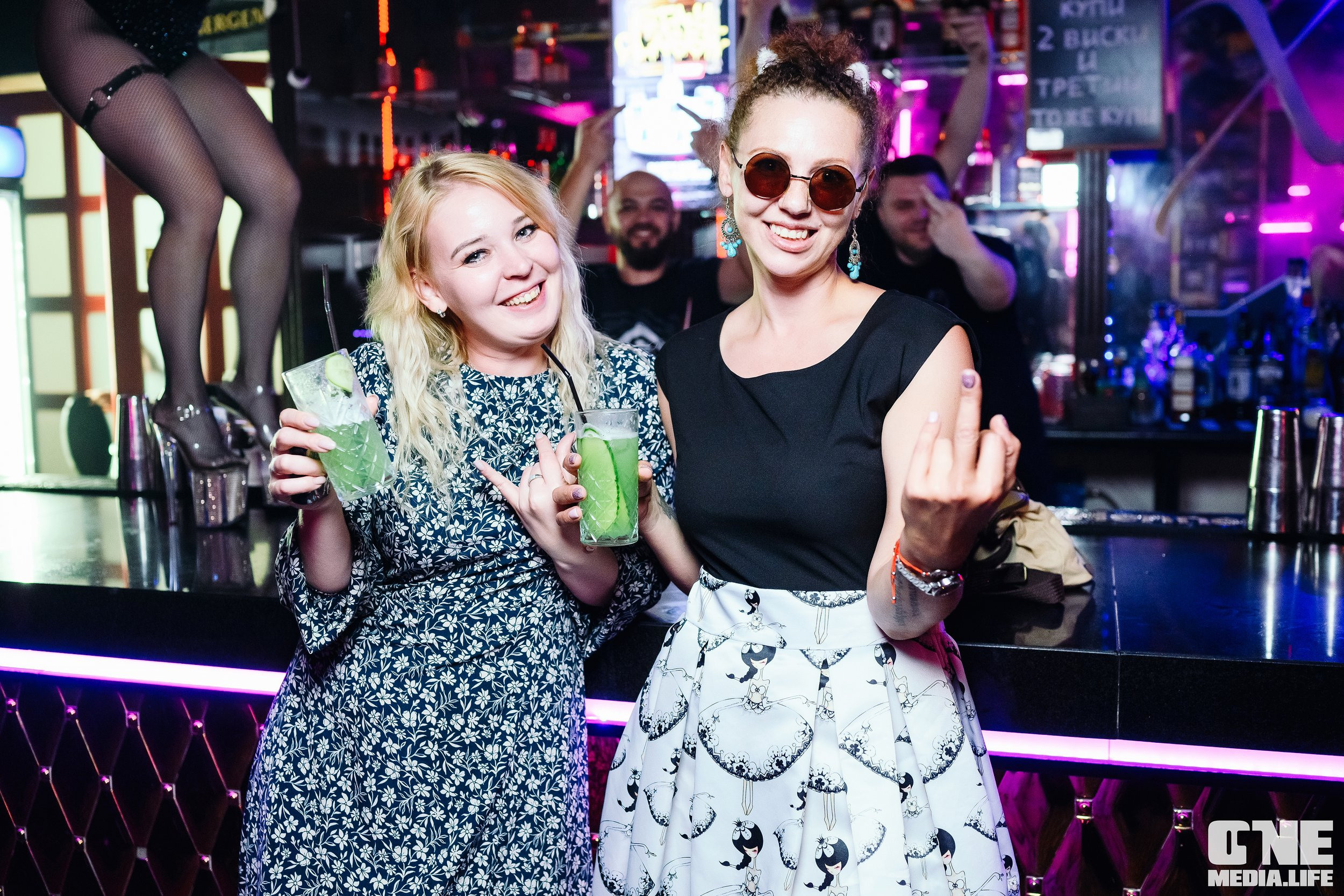 Фоторепортаж из экстрим бара XxxX. One Media Life: фоторепортажи, фотоотчеты с мероприятий и заведений