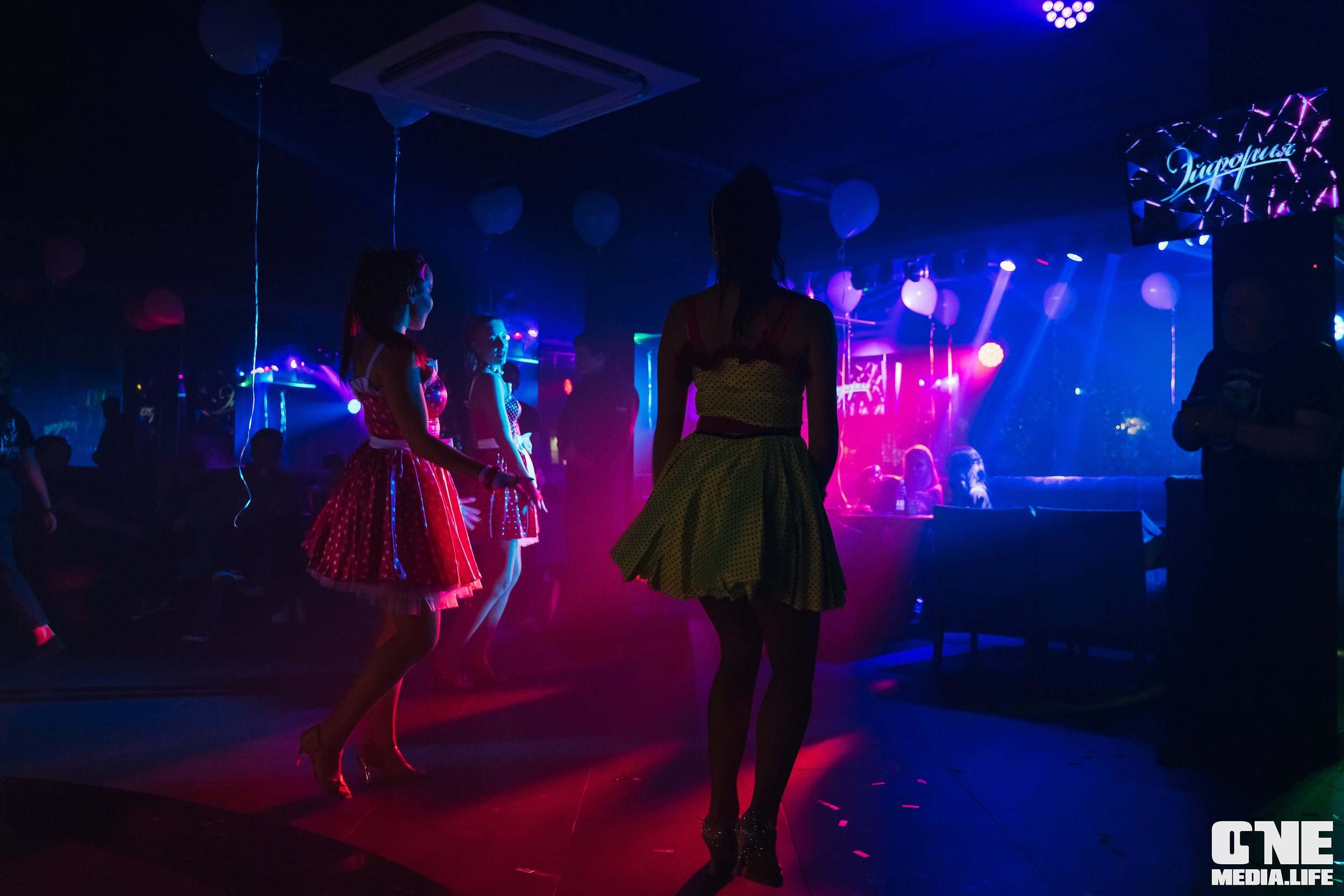 Фоторепортаж из караоке-клуба Эйфория. One Media Life: фоторепортажи, фотоотчеты с мероприятий и заведений