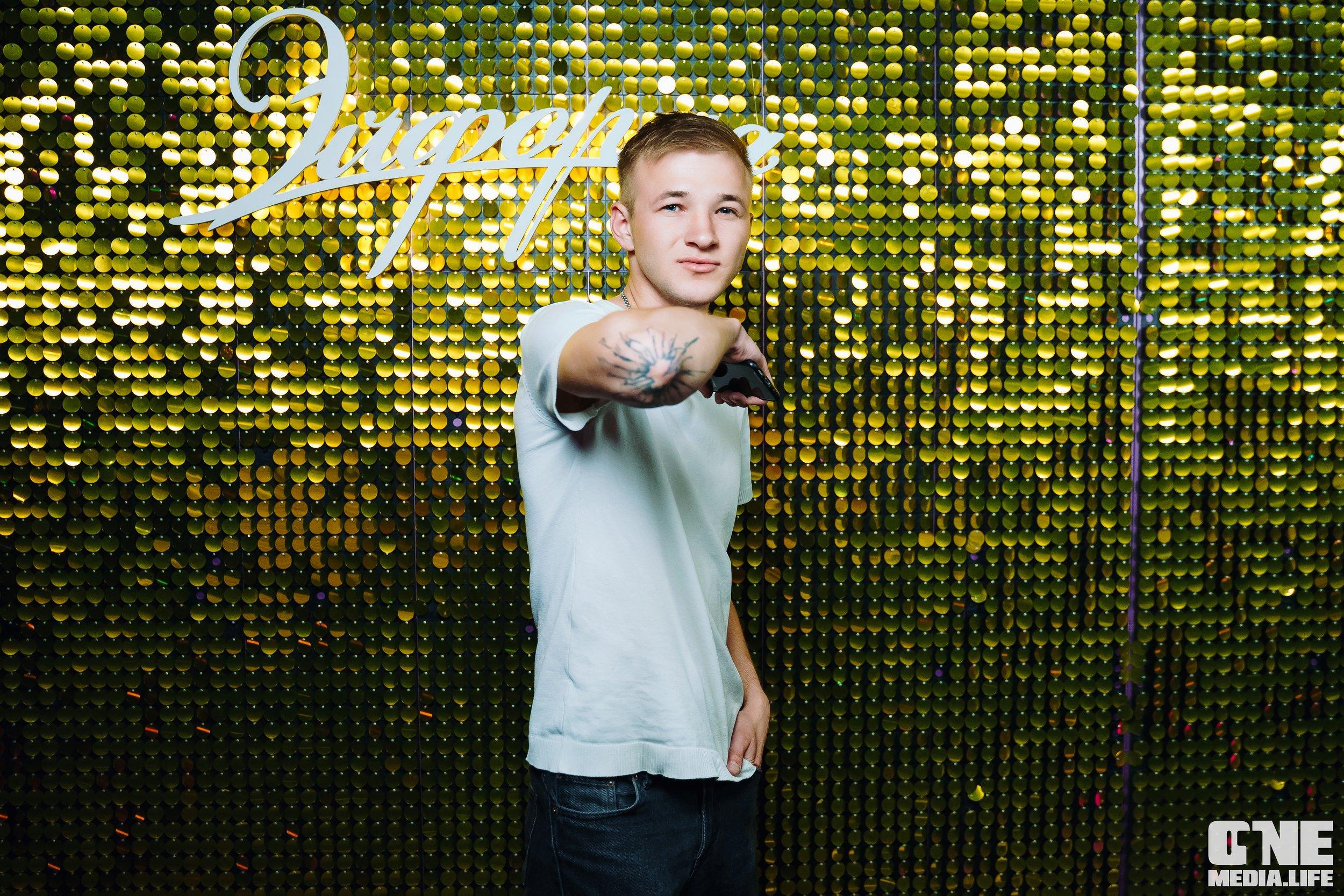 Фотоотчет из караоке-клуба Эйфория. One Media Life: фоторепортажи, фотоотчеты с мероприятий и заведений