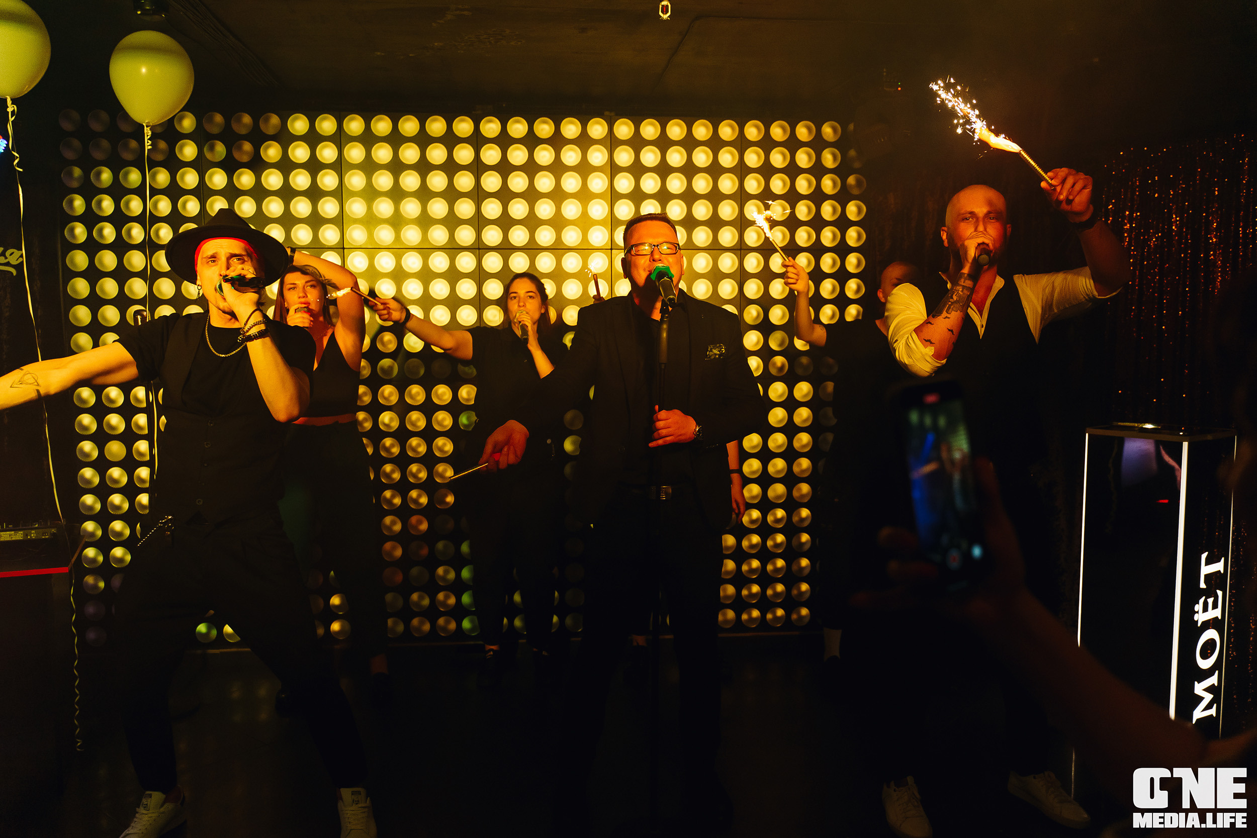 Фоторепортаж из караоке-клуба Эйфория. One Media Life: фоторепортажи, фотоотчеты с мероприятий и заведений