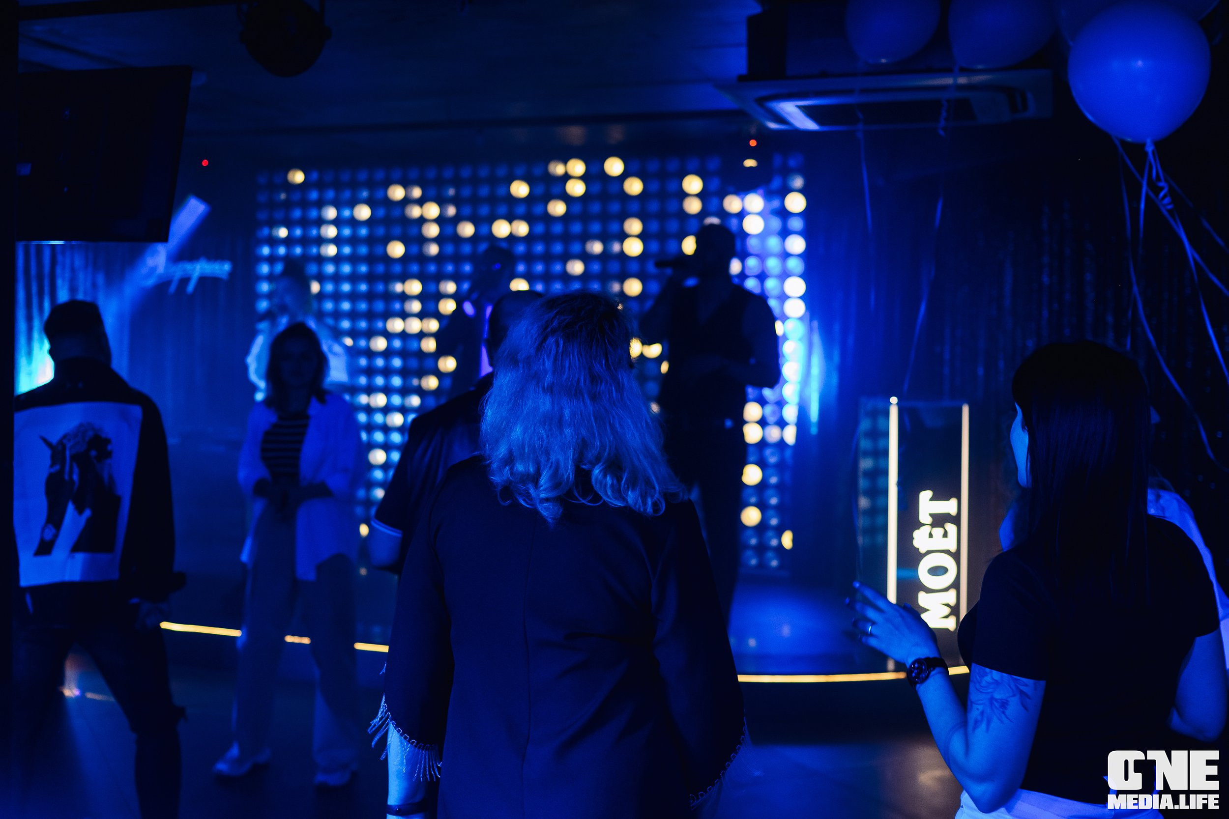 Фоторепортаж из караоке-клуба Эйфория. One Media Life: фоторепортажи, фотоотчеты с мероприятий и заведений