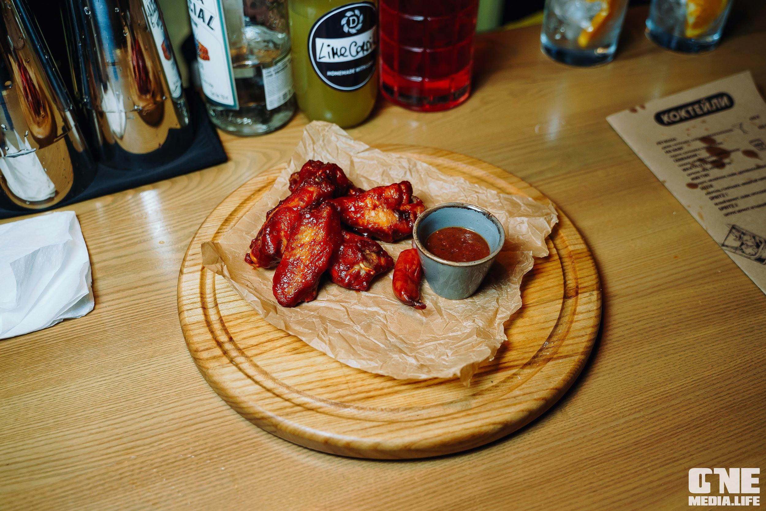 Фотоотчет из бара Dreadnought. One Media Life: фоторепортажи, фотоотчеты с мероприятий и заведений