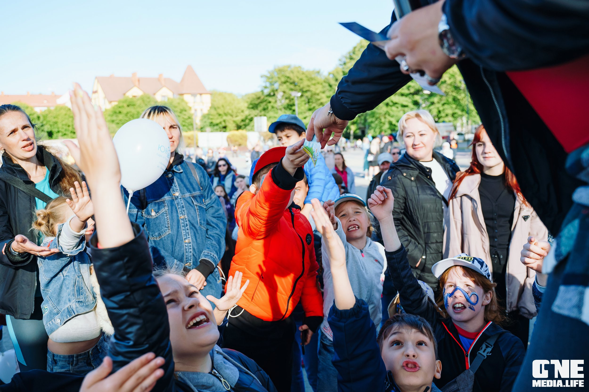 Первый День Рождения колеса обозрения Глаз Балтики. One Media Life: фоторепортажи, фотоотчеты с мероприятий и заведений