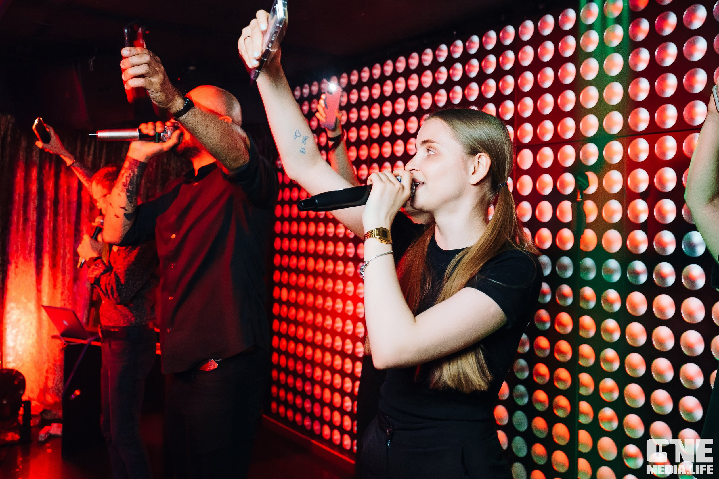 Фоторепортаж из караоке-клуба Эйфория. One Media Life: фоторепортажи, фотоотчеты с мероприятий и заведений