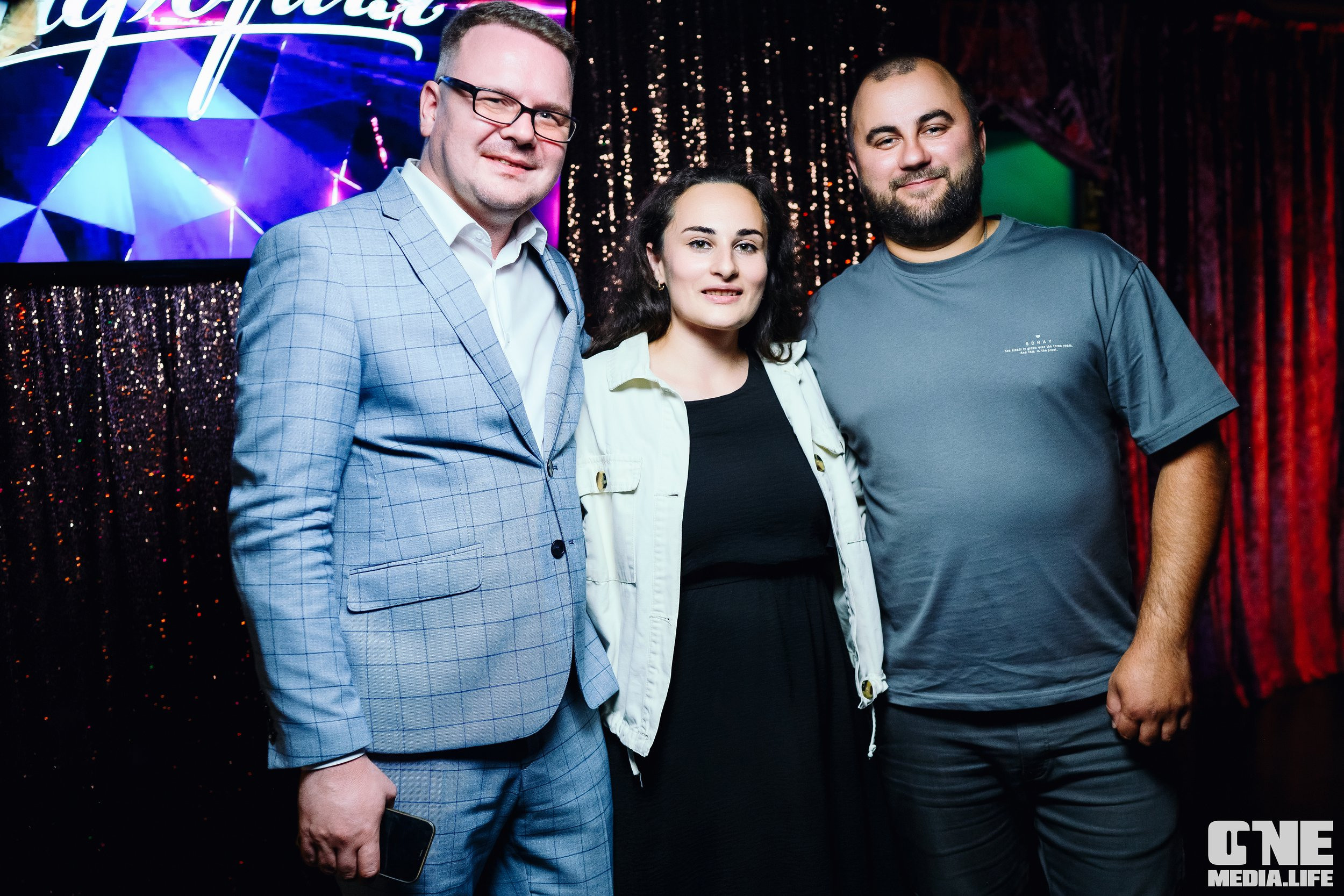 Фоторепортаж из караоке-клуба Эйфория. One Media Life: фоторепортажи, фотоотчеты с мероприятий и заведений