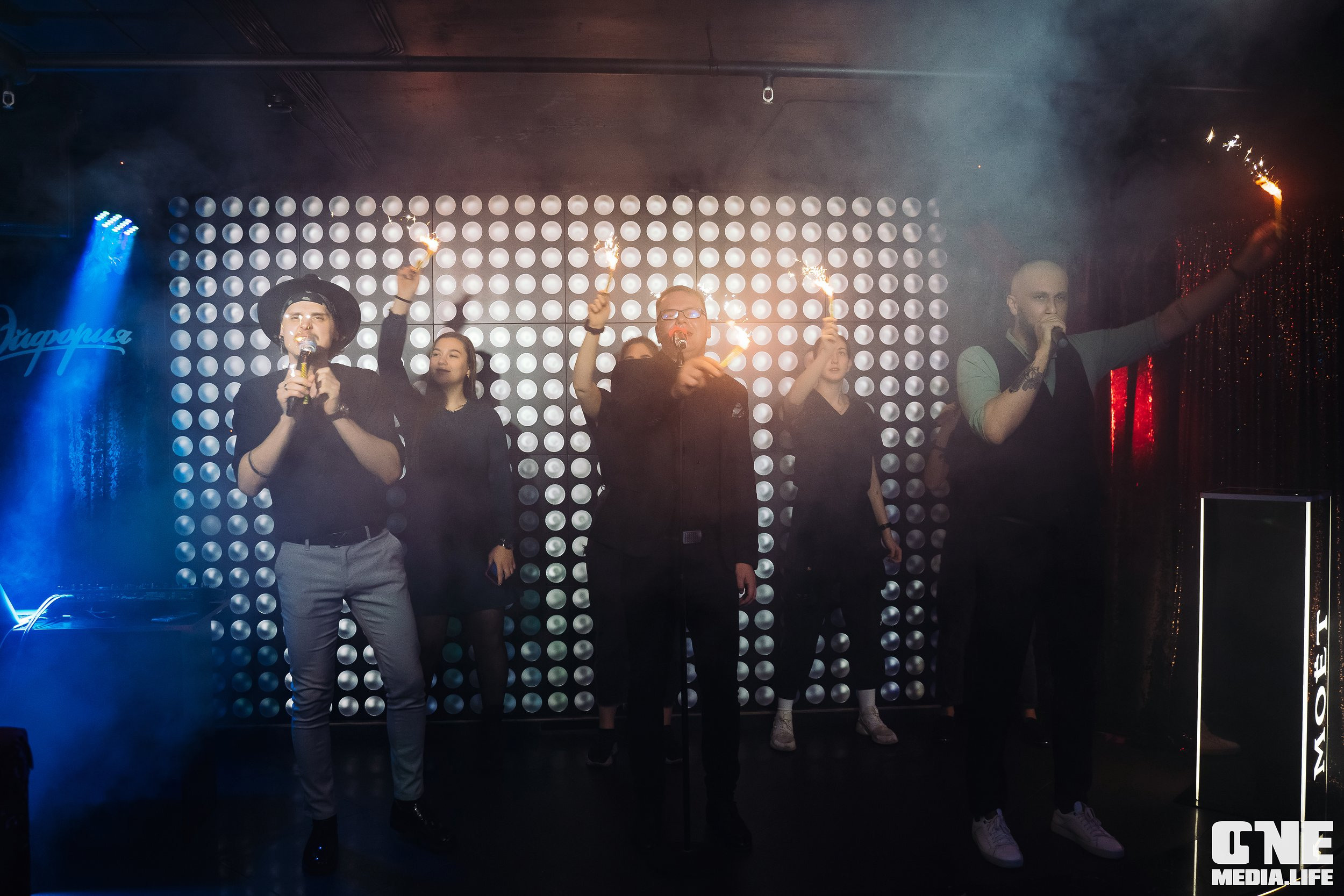 Фоторепортаж из караоке-клуба Эйфория. One Media Life: фоторепортажи, фотоотчеты с мероприятий и заведений