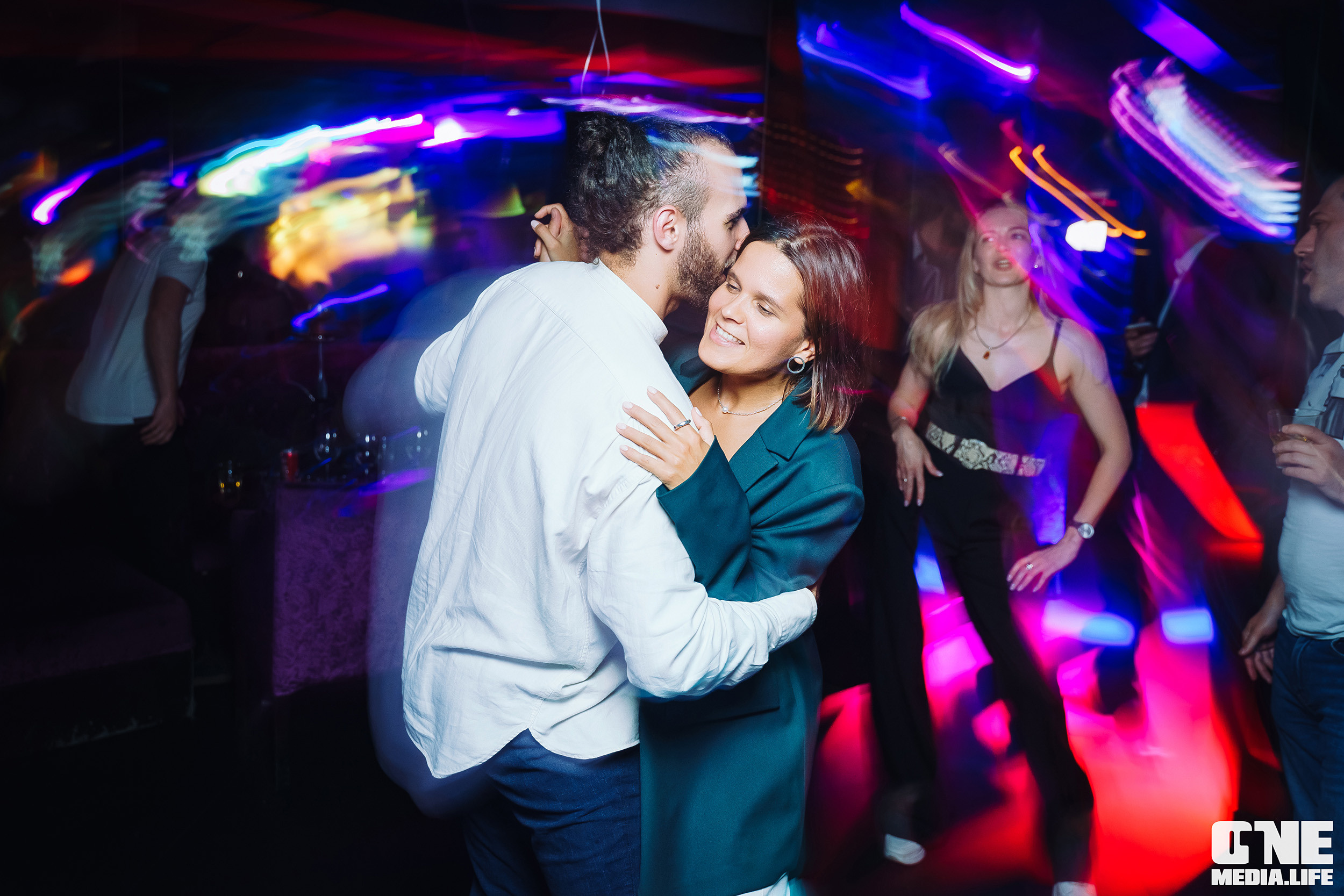 Фоторепортаж из караоке-клуба Эйфория. One Media Life: фоторепортажи, фотоотчеты с мероприятий и заведений