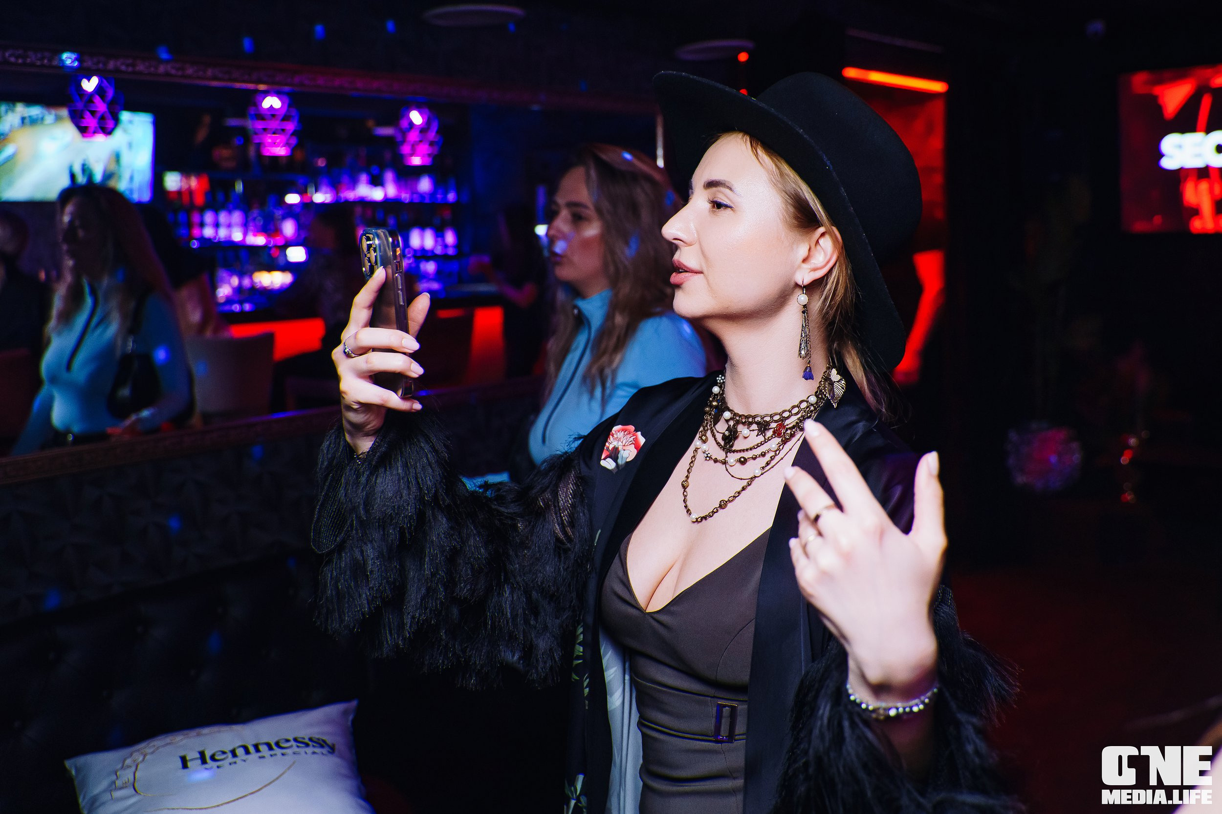 𝗘𝗟𝗘𝗠𝗘𝗡𝗧 𝗣𝗥𝗢𝗝𝗘𝗖𝗧 в SECRET Night Club. One Media Life: фоторепортажи, фотоотчеты с мероприятий и заведений