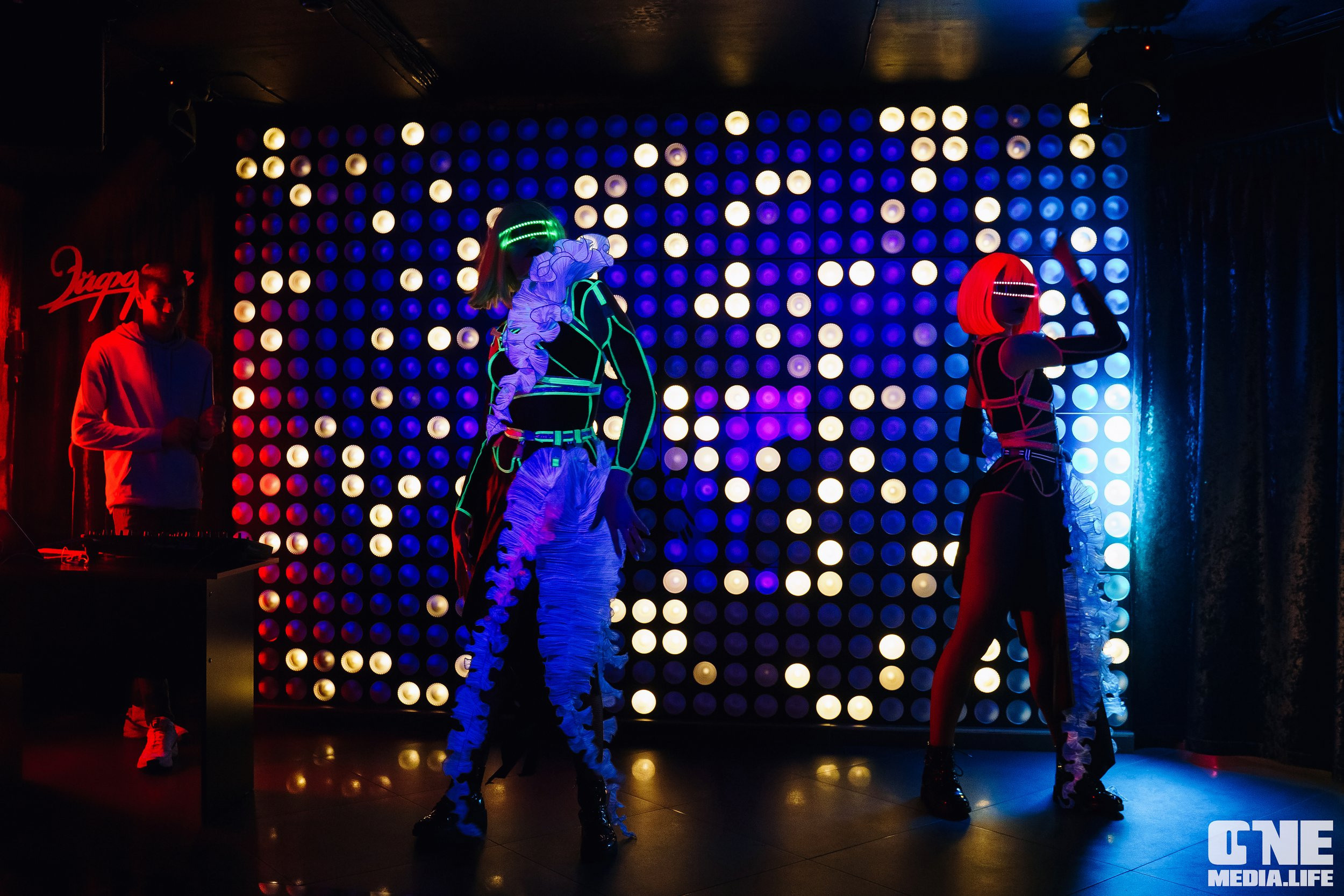 Фотоотчет из караоке-клуба Эйфория. One Media Life: фоторепортажи, фотоотчеты с мероприятий и заведений