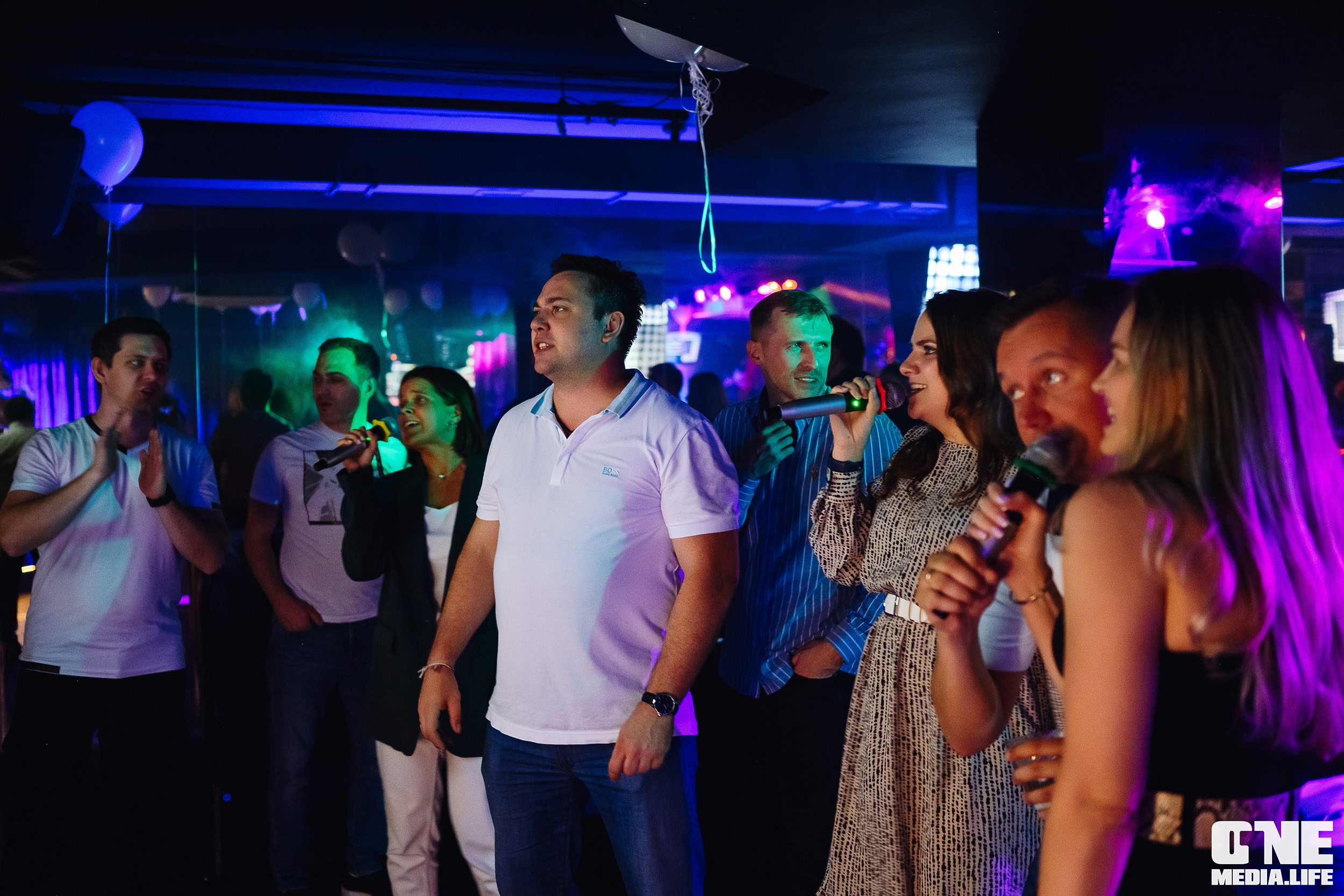 Фоторепортаж из караоке-клуба Эйфория. One Media Life: фоторепортажи, фотоотчеты с мероприятий и заведений