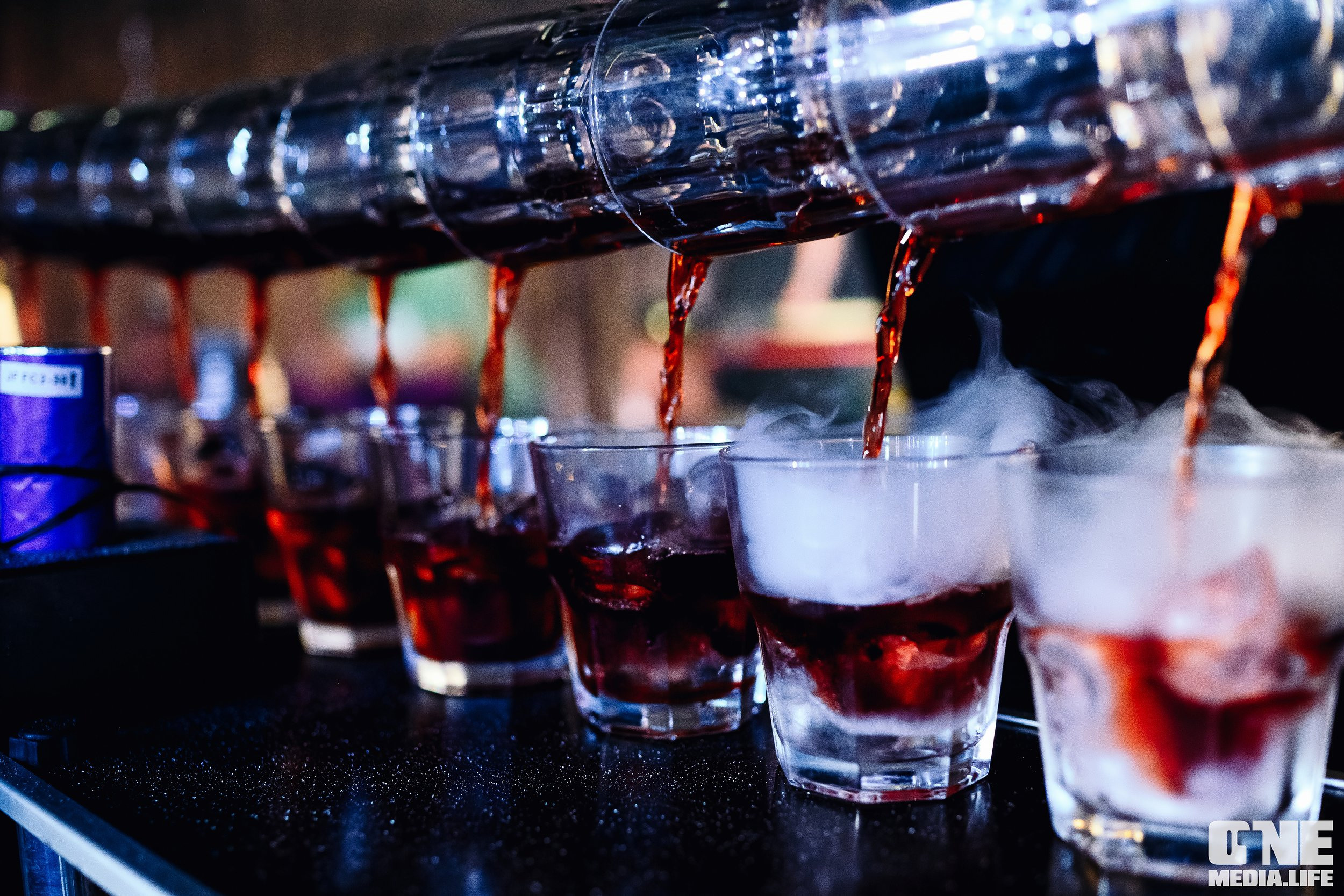 Фотоотчет из караоке-клуба Эйфория. One Media Life: фоторепортажи, фотоотчеты с мероприятий и заведений