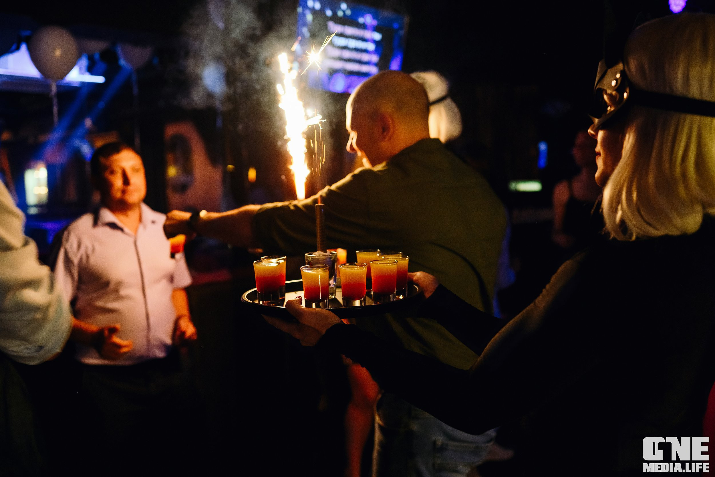 Фоторепортаж из караоке-клуба Эйфория. One Media Life: фоторепортажи, фотоотчеты с мероприятий и заведений