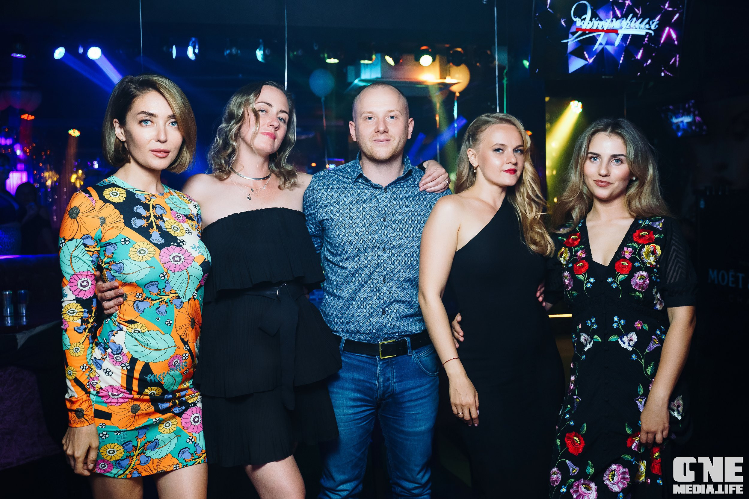 Фотоотчет из караоке-клуба Эйфория. One Media Life: фоторепортажи, фотоотчеты с мероприятий и заведений