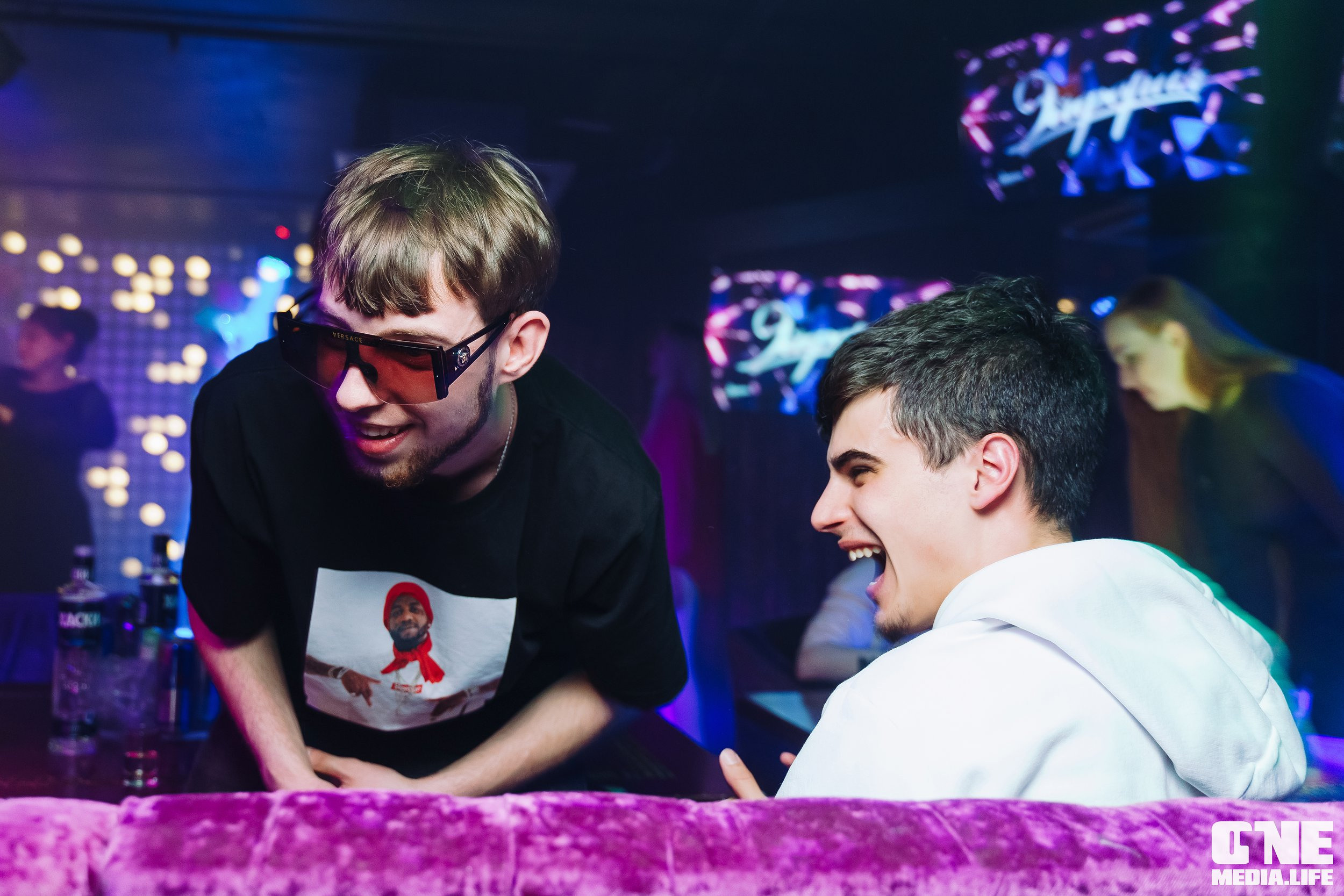 Фоторепортаж из караоке-клуба Эфория. One Media Life: фоторепортажи, фотоотчеты с мероприятий и заведений