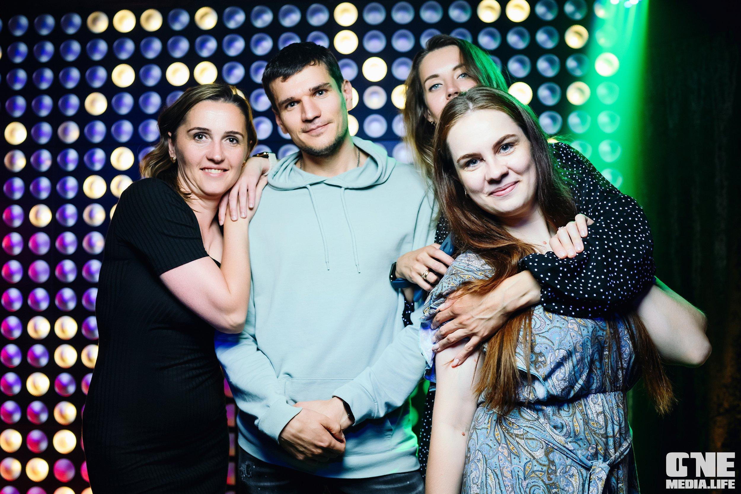 Фоторепортаж из караоке-клуба Эйфория. One Media Life: фоторепортажи, фотоотчеты с мероприятий и заведений