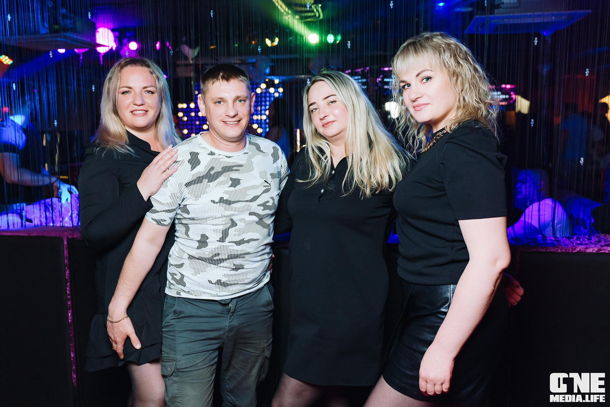 Фоторепортаж из караоке-клуба Эйфория. One Media Life: фоторепортажи, фотоотчеты с мероприятий и заведений