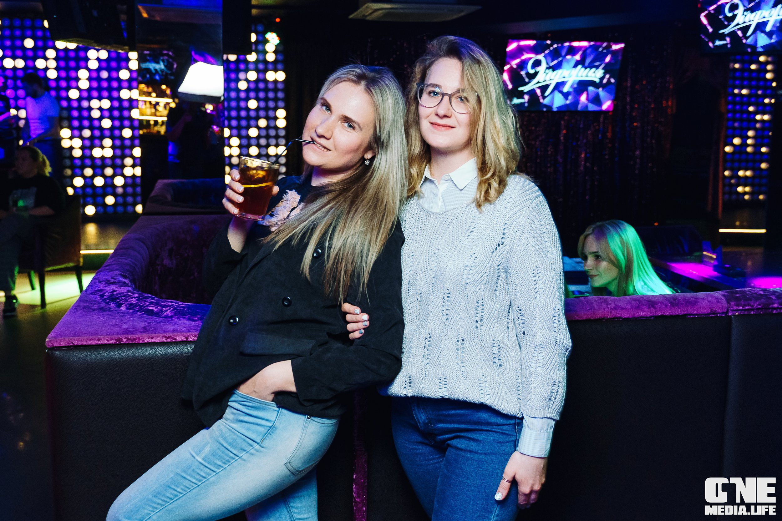 Фоторепортаж из караоке-клуба Эйфория. One Media Life: фоторепортажи, фотоотчеты с мероприятий и заведений