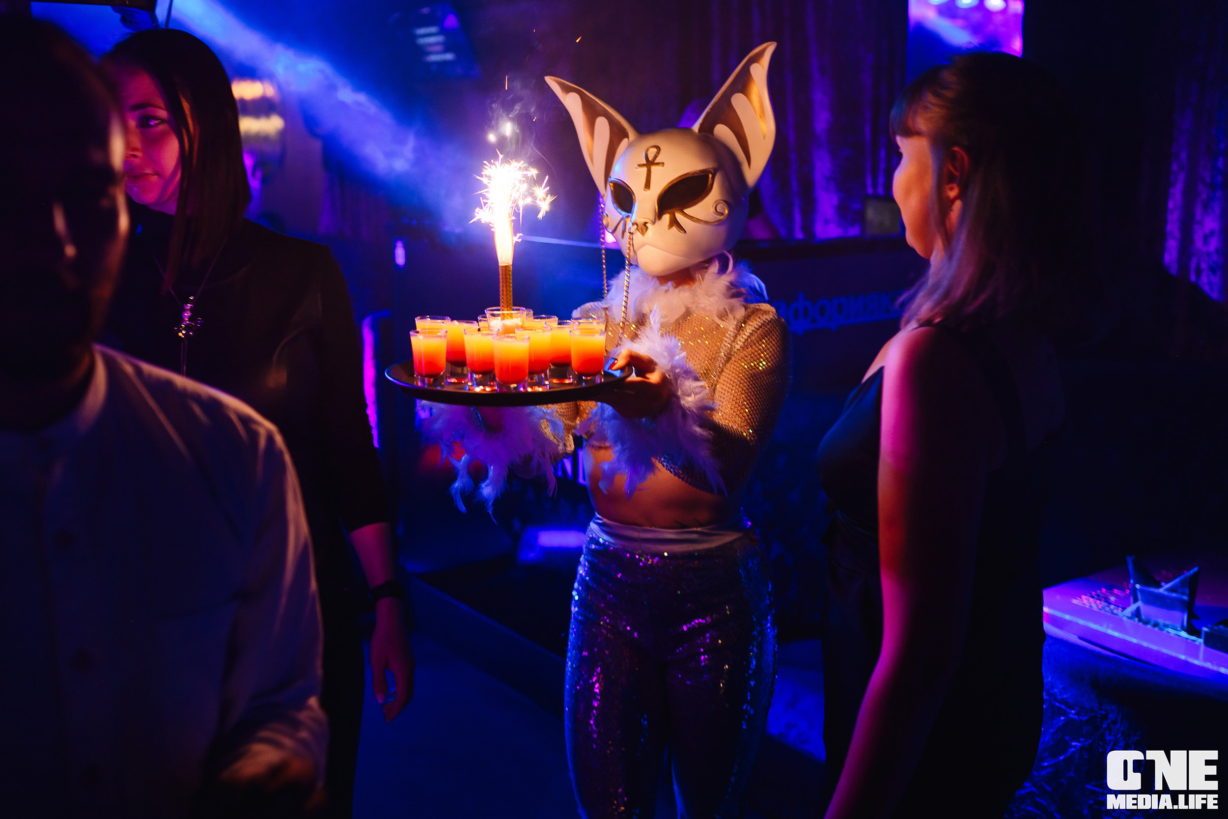 Фоторепортаж из караоке-клуба Эйфория. One Media Life: фоторепортажи, фотоотчеты с мероприятий и заведений