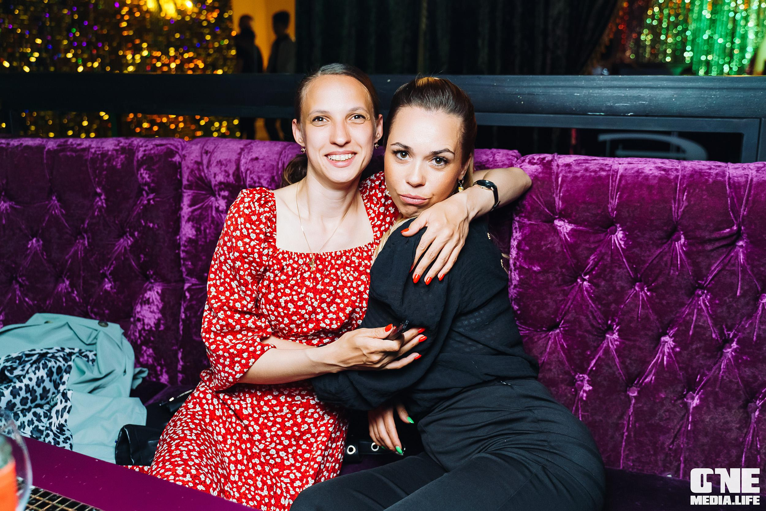 Фоторепортаж из караоке-клуба Эйфория. One Media Life: фоторепортажи, фотоотчеты с мероприятий и заведений